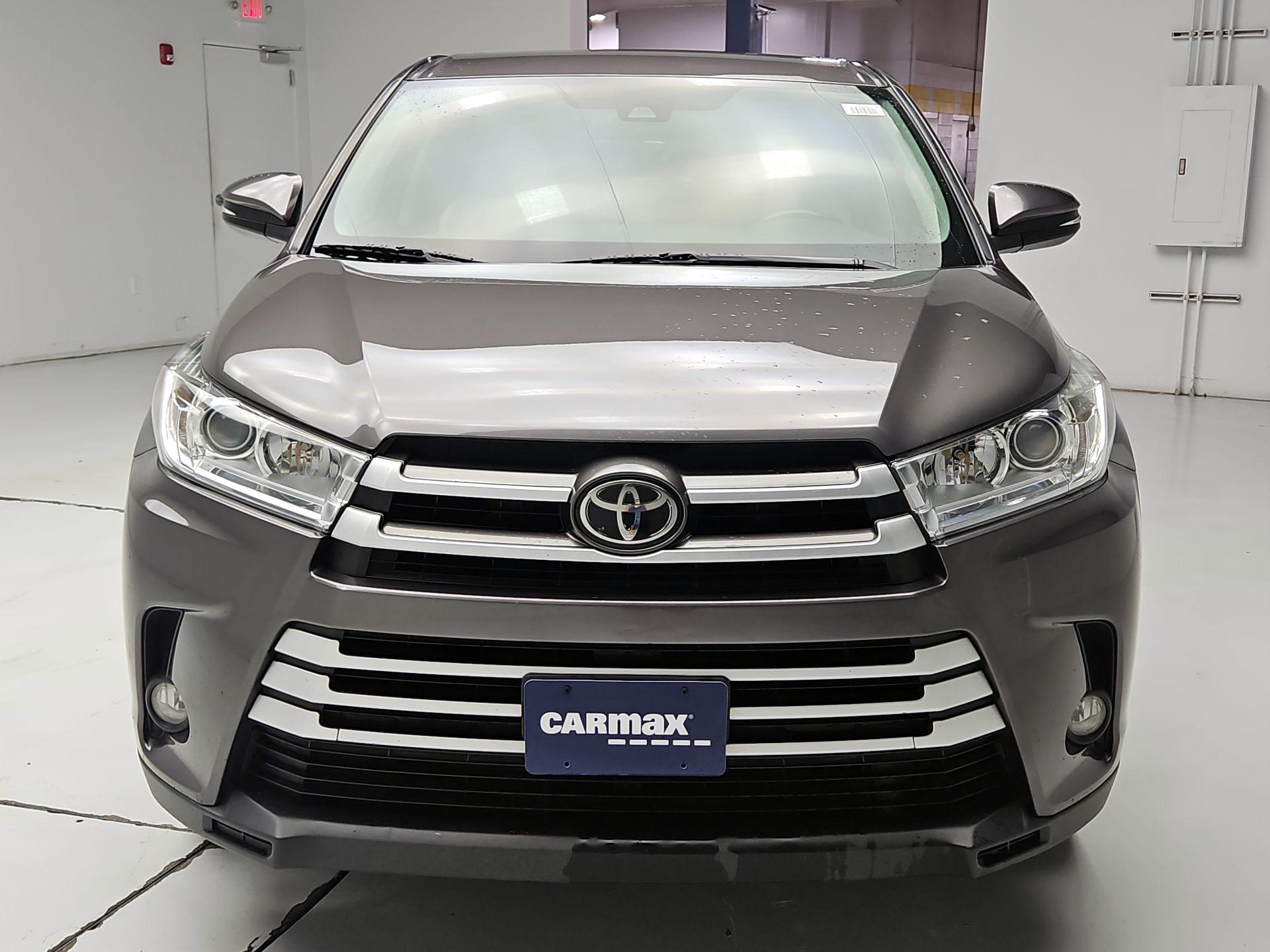 Thumbnail: 2017 Toyota Highlander - 2