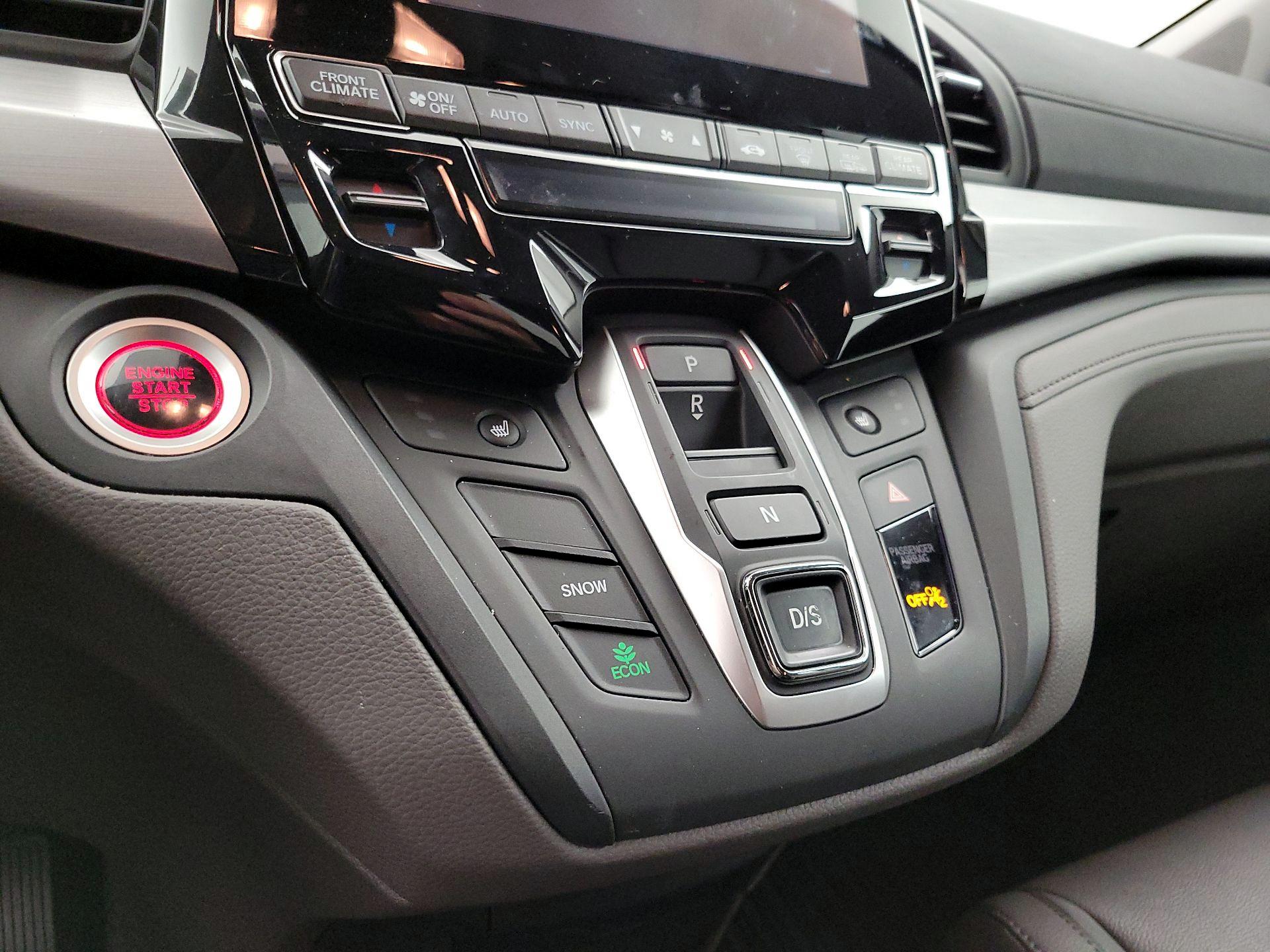 Thumbnail: 2019 Honda Odyssey - 17