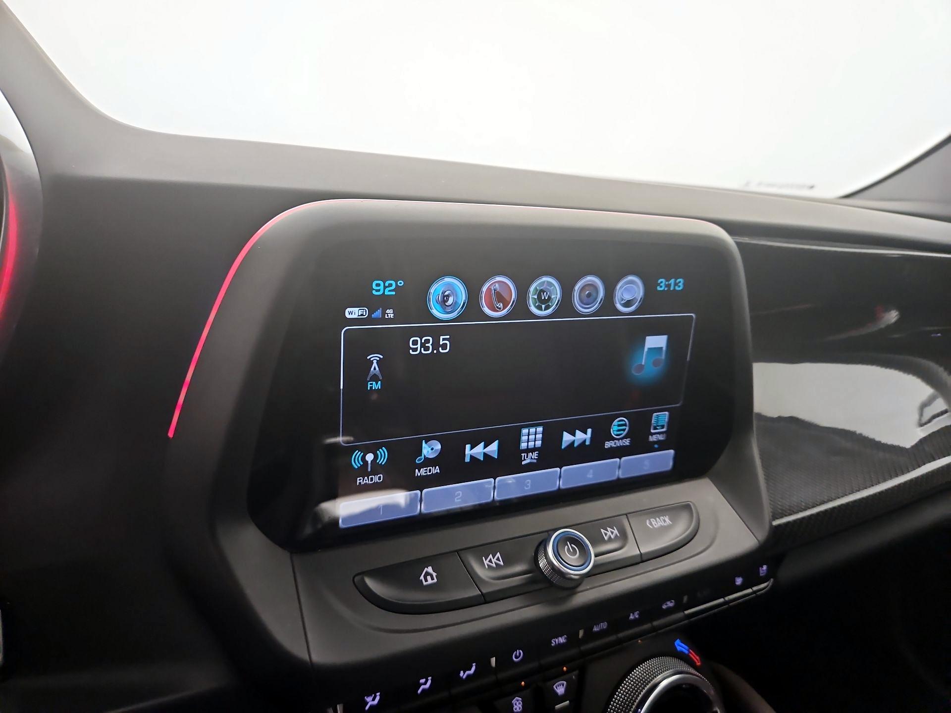 Thumbnail: 2018 Chevrolet Camaro - 15