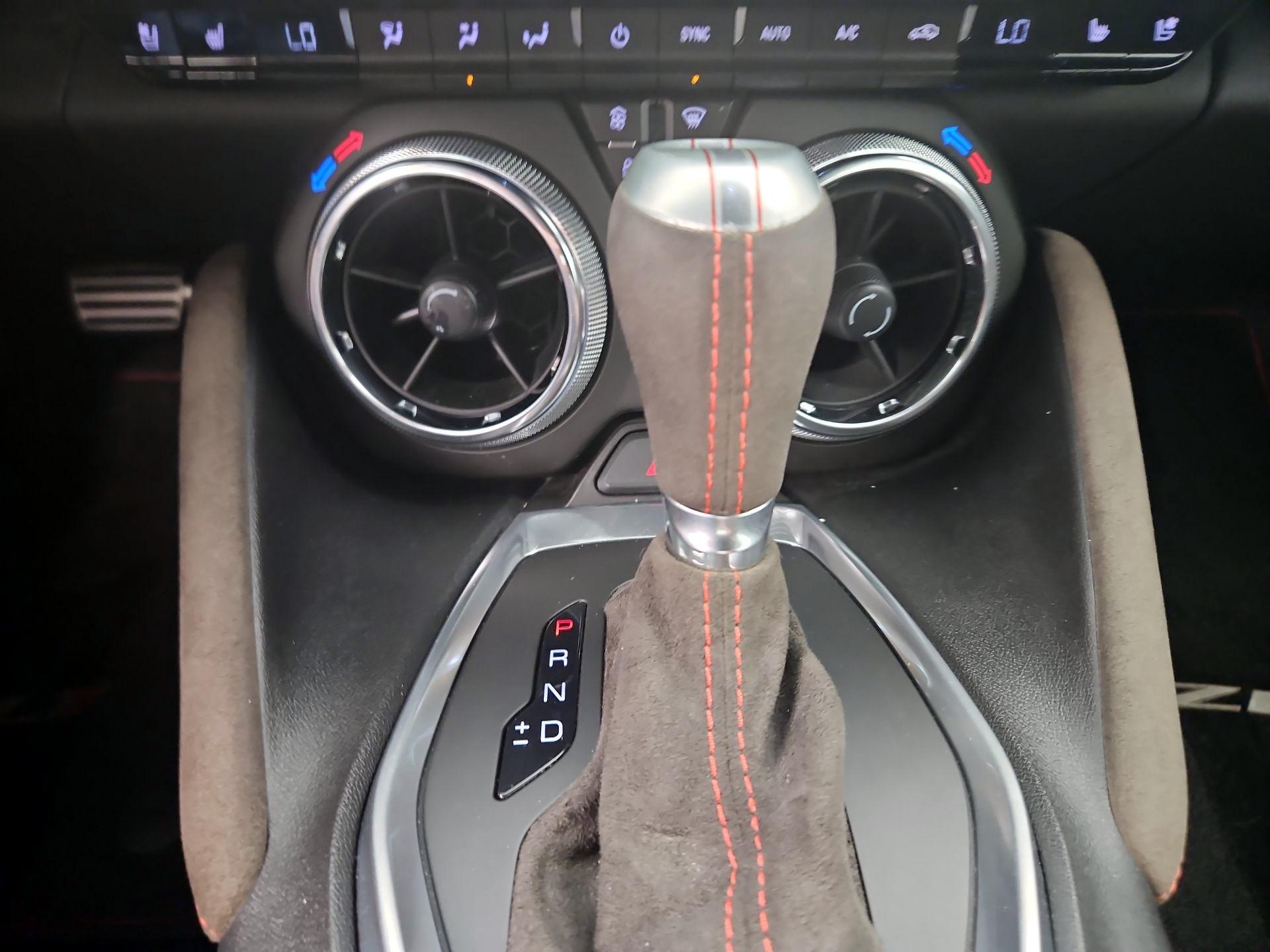 Thumbnail: 2018 Chevrolet Camaro - 17