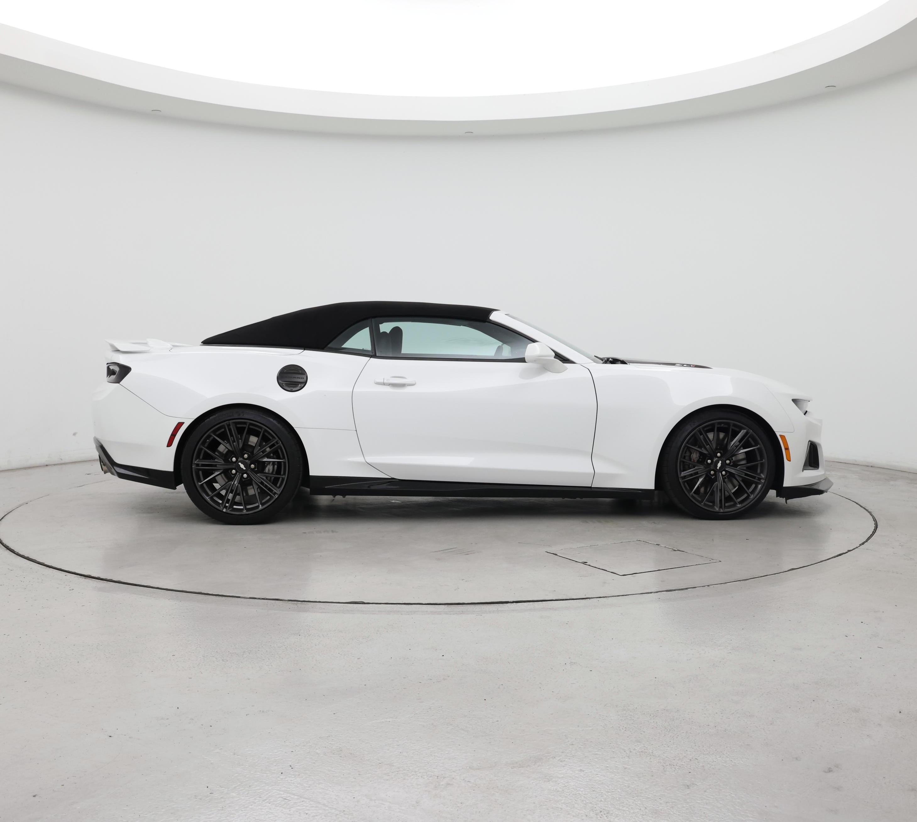 Thumbnail: 2018 Chevrolet Camaro - 7