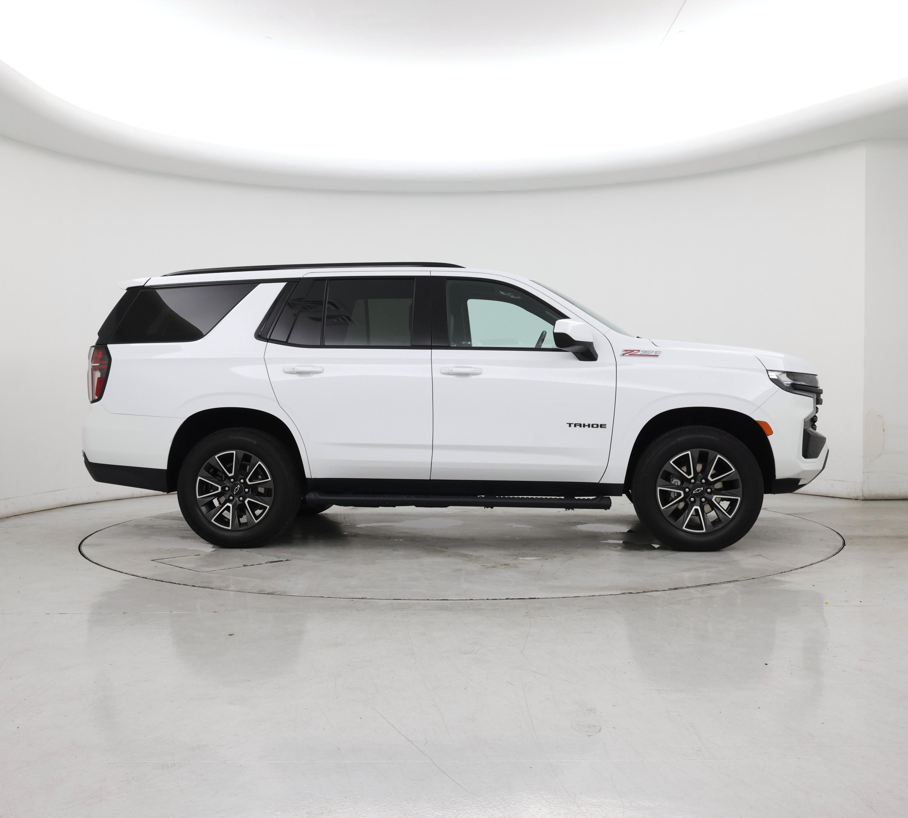 Thumbnail: 2023 Chevrolet Tahoe - 7