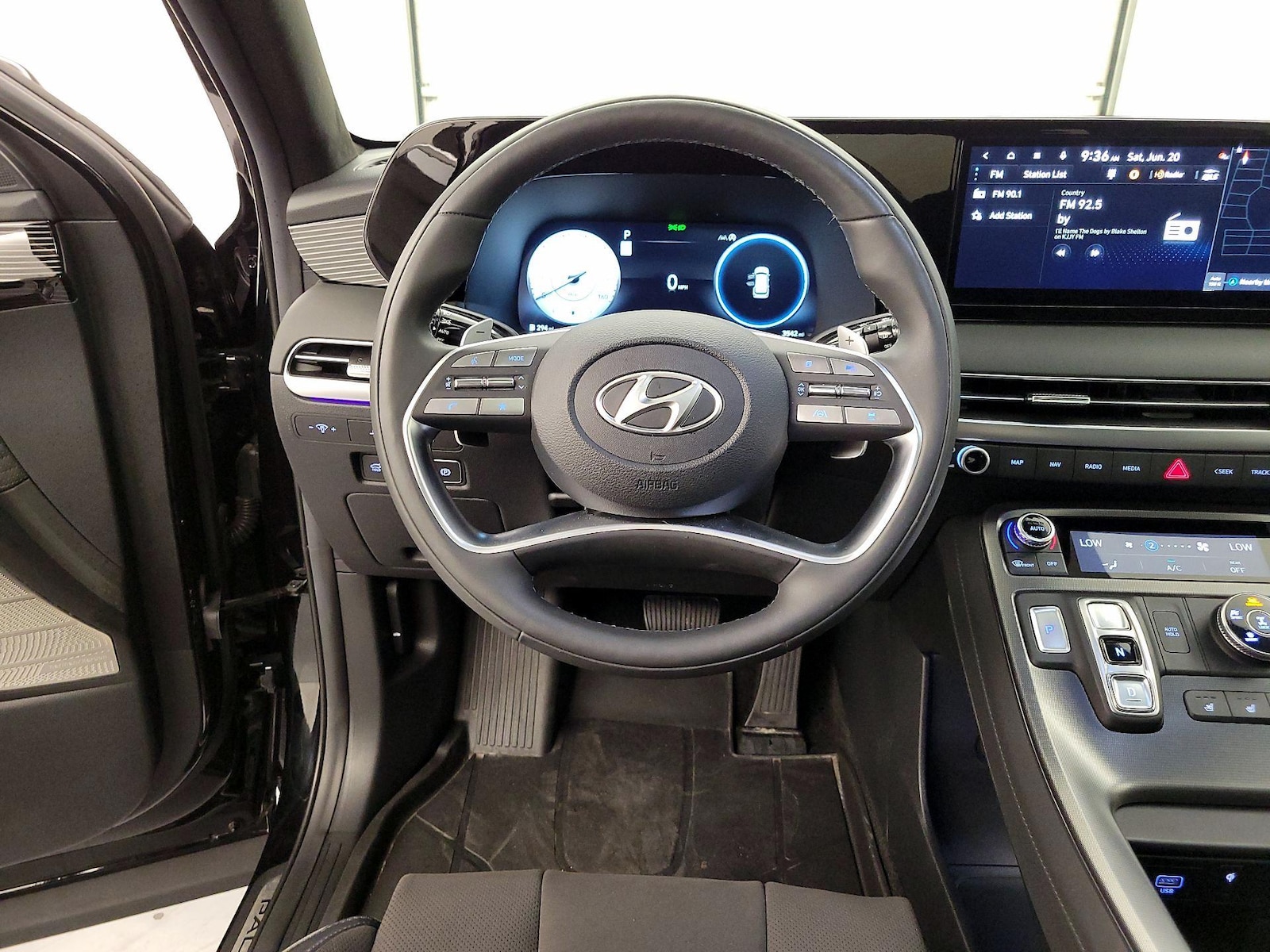 2025 Hyundai Palisade Calligraphy Night Edition - Photo 11