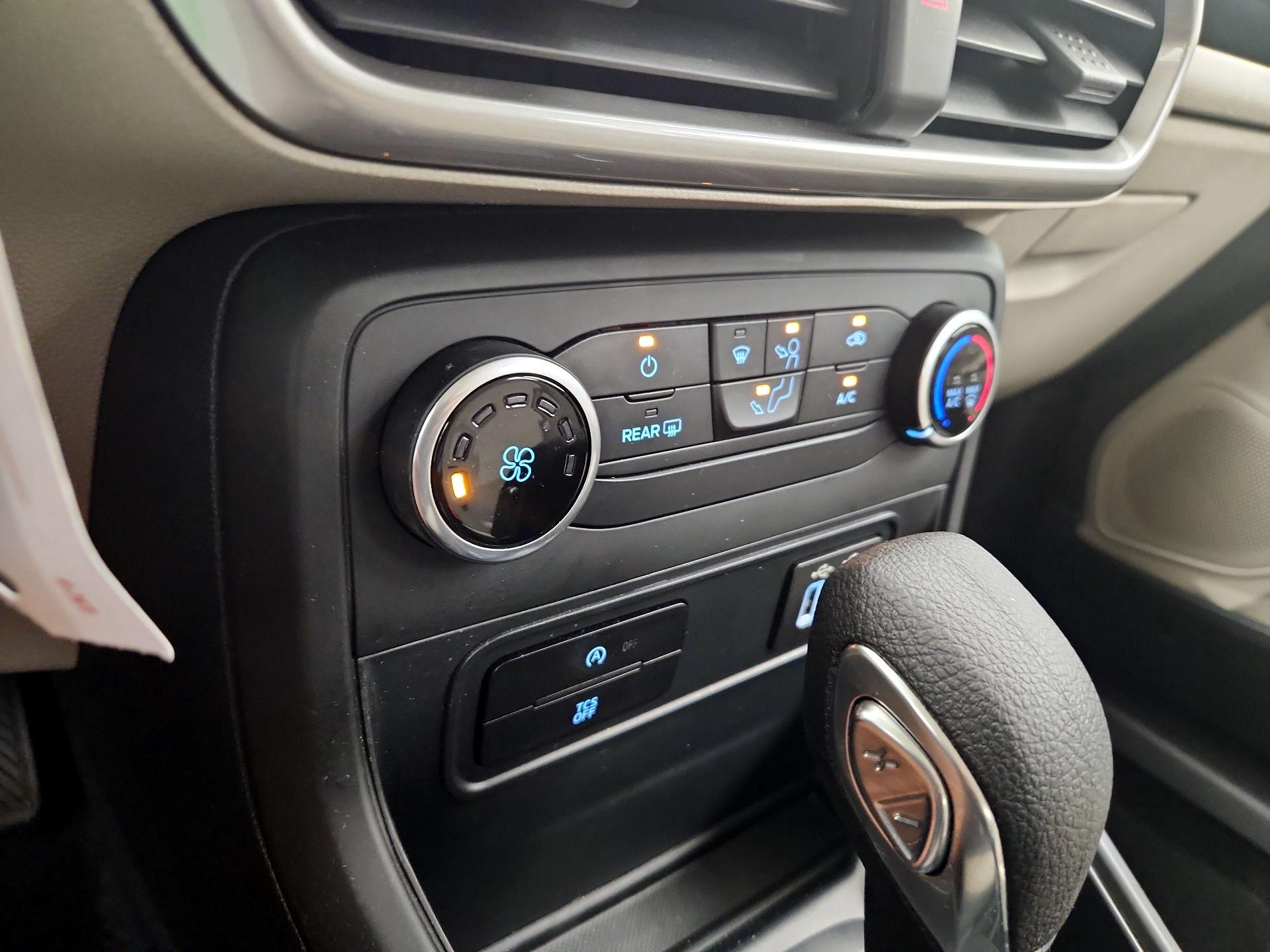 Thumbnail: 2021 Ford EcoSport - 15