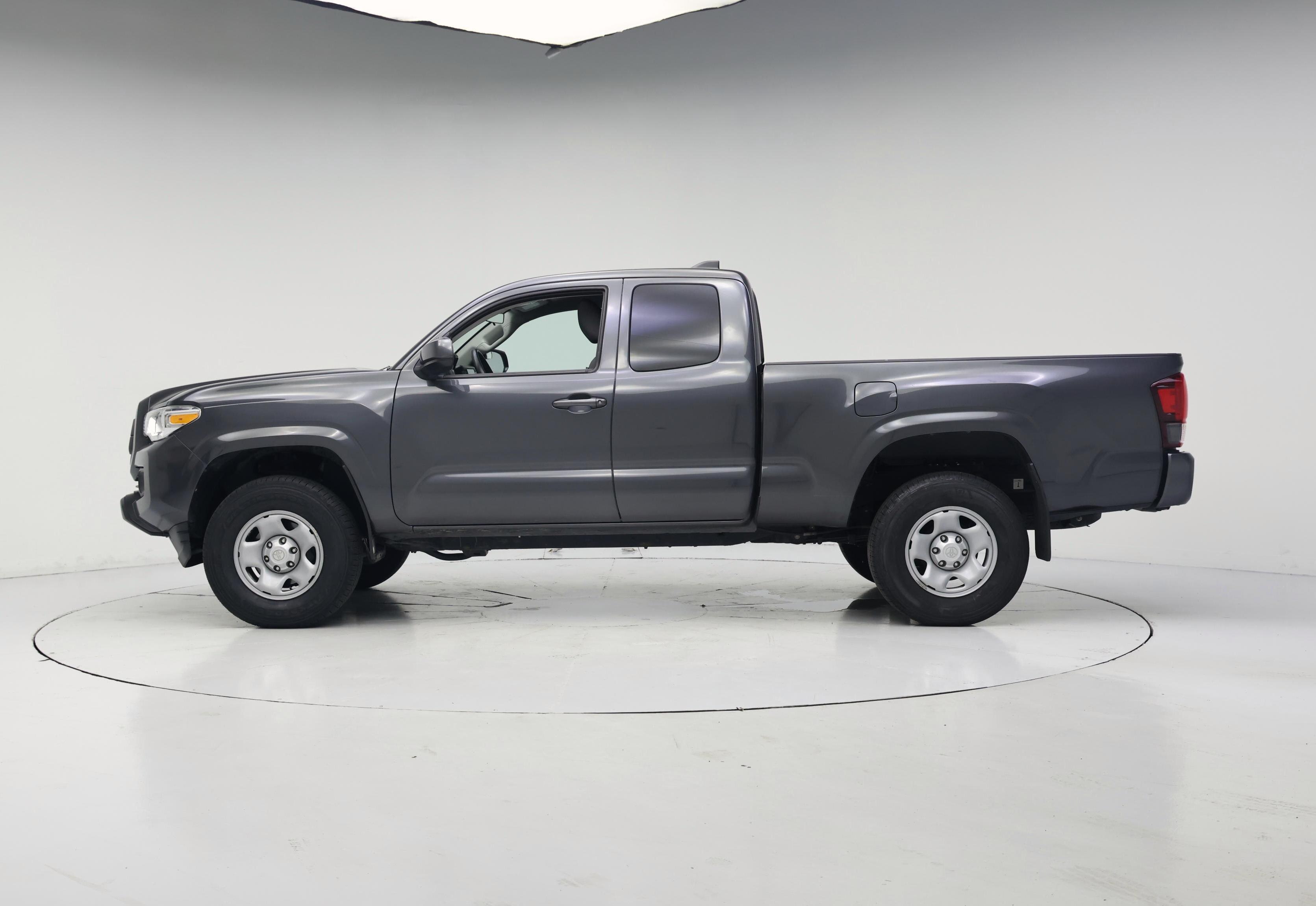 Thumbnail: 2023 Toyota Tacoma - 3