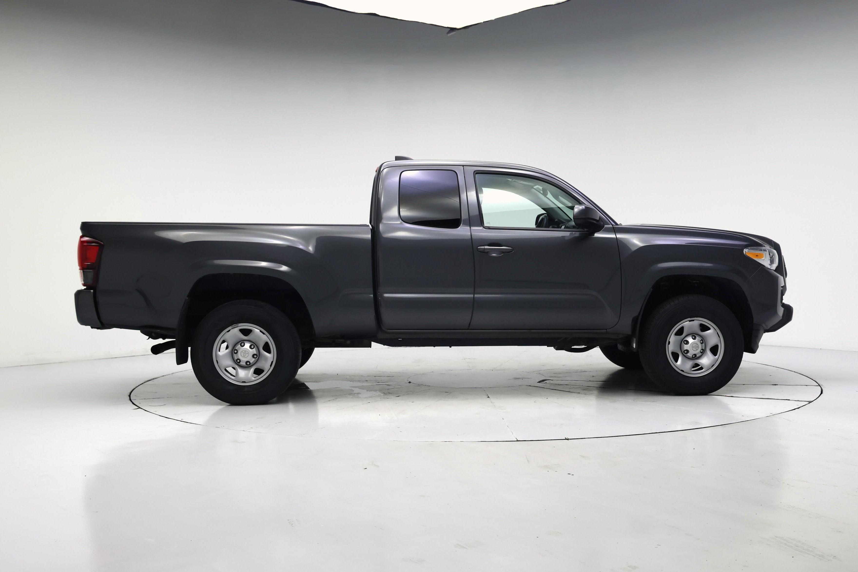 Thumbnail: 2023 Toyota Tacoma - 7