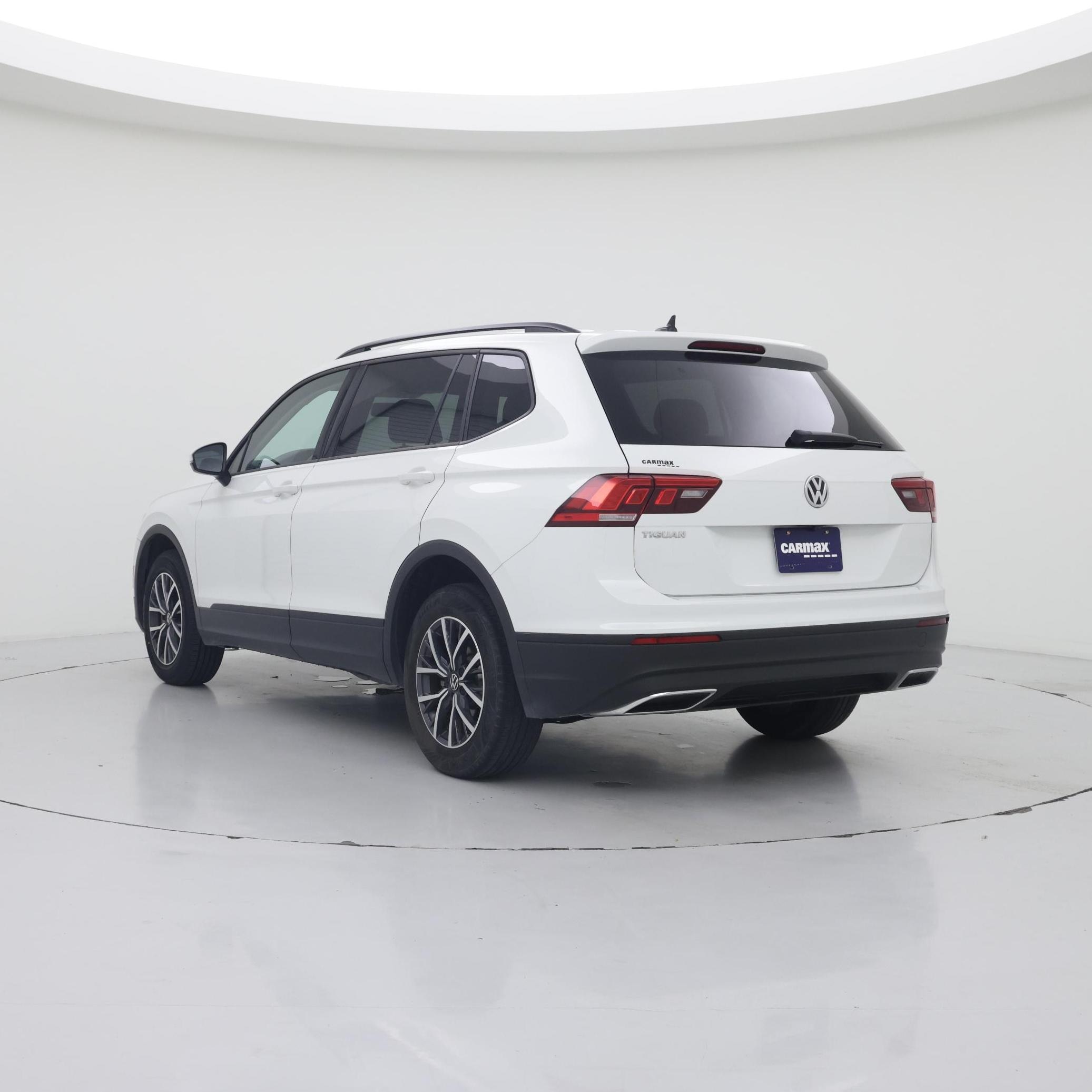 Thumbnail: 2021 Volkswagen Tiguan - 2