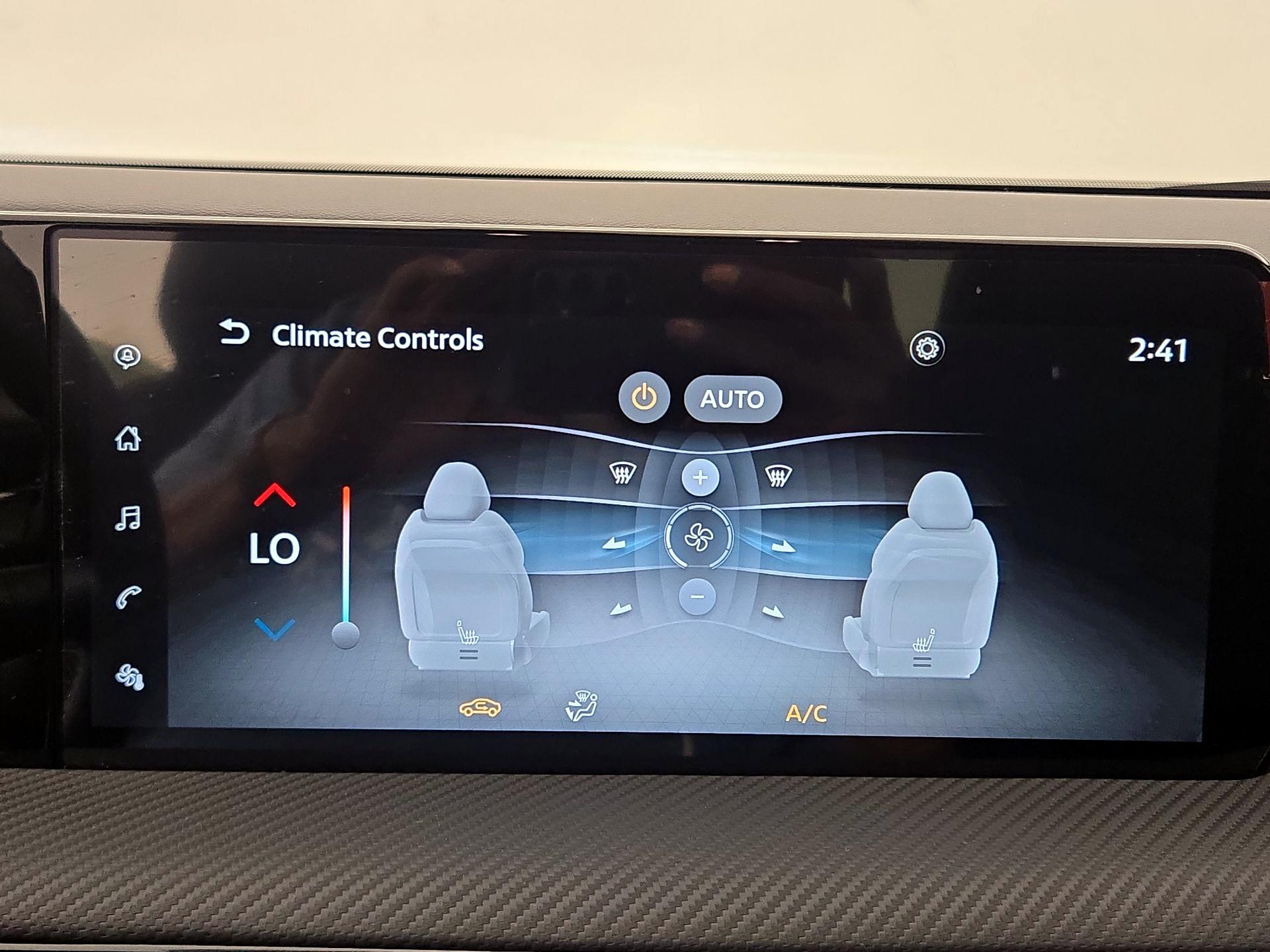 Thumbnail: 2025 Nissan Kicks - 16