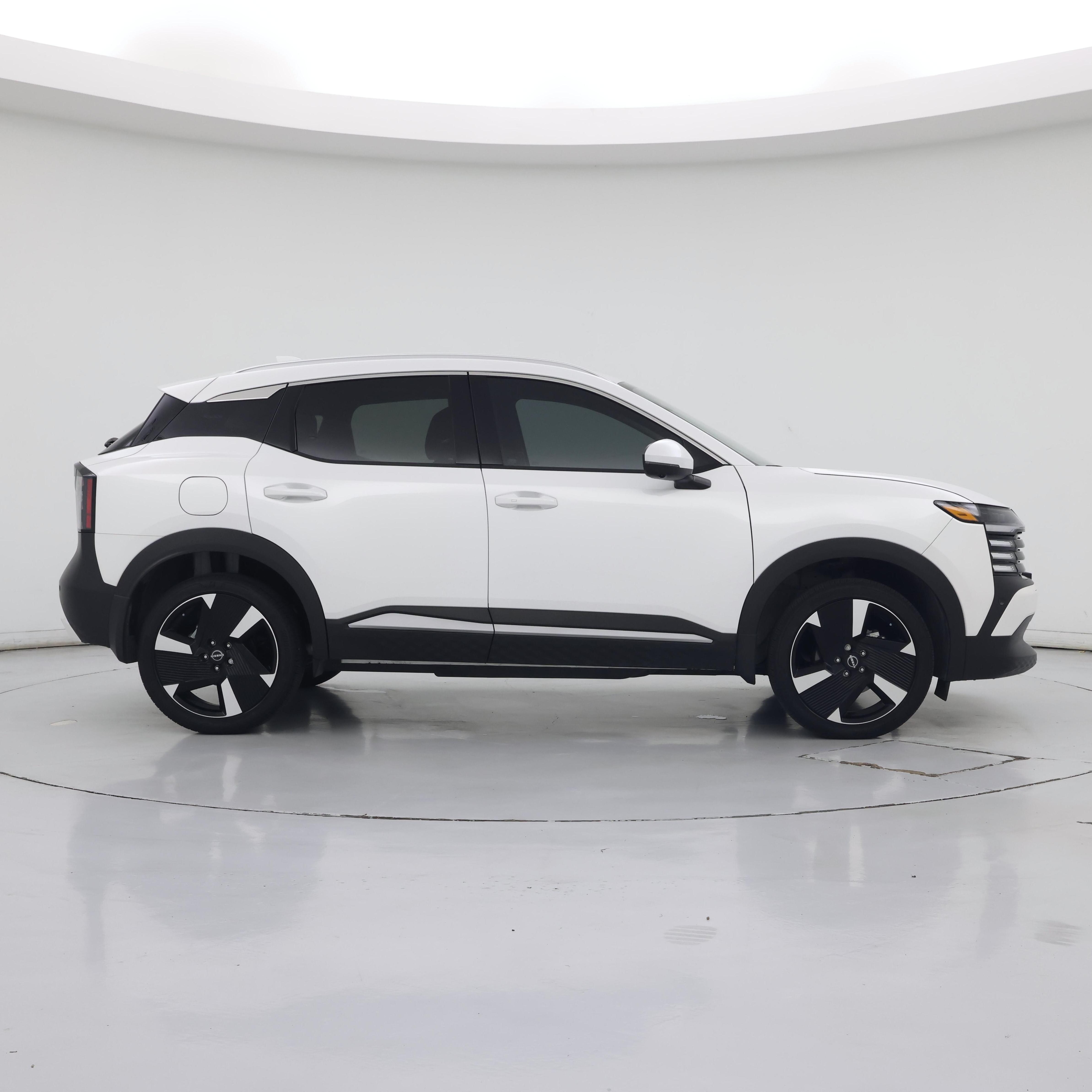 Thumbnail: 2025 Nissan Kicks - 7