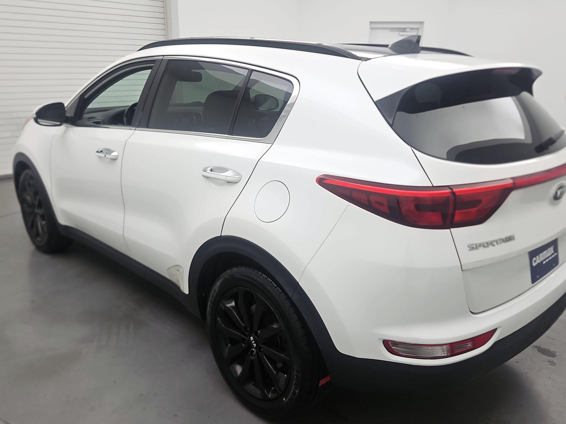 Thumbnail: 2019 Kia Sportage - 7