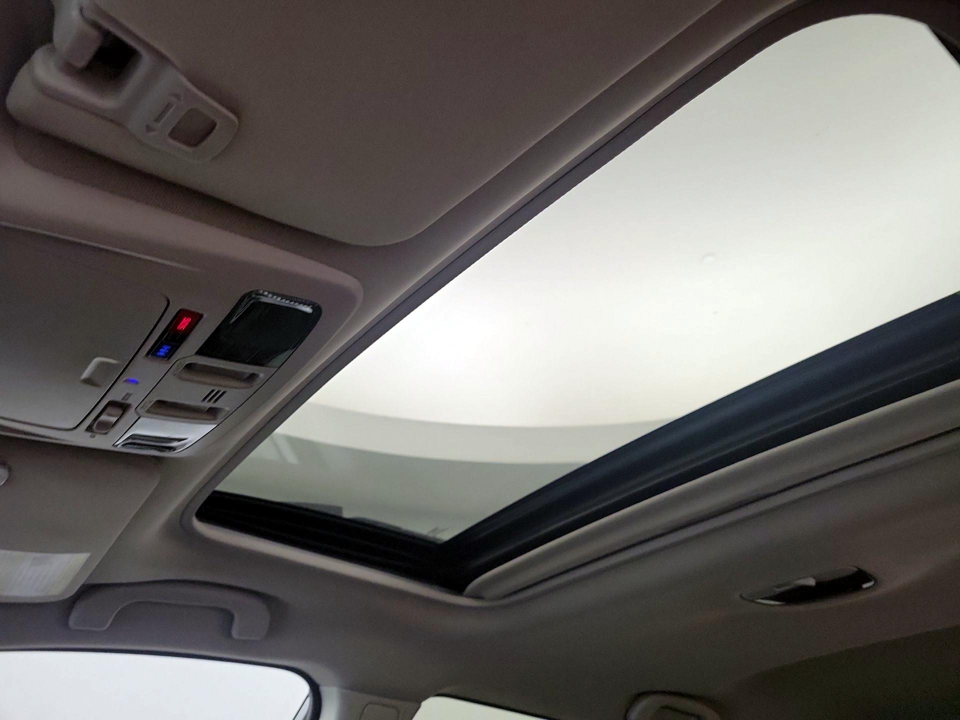 Thumbnail: 2016 Subaru Outback - 20