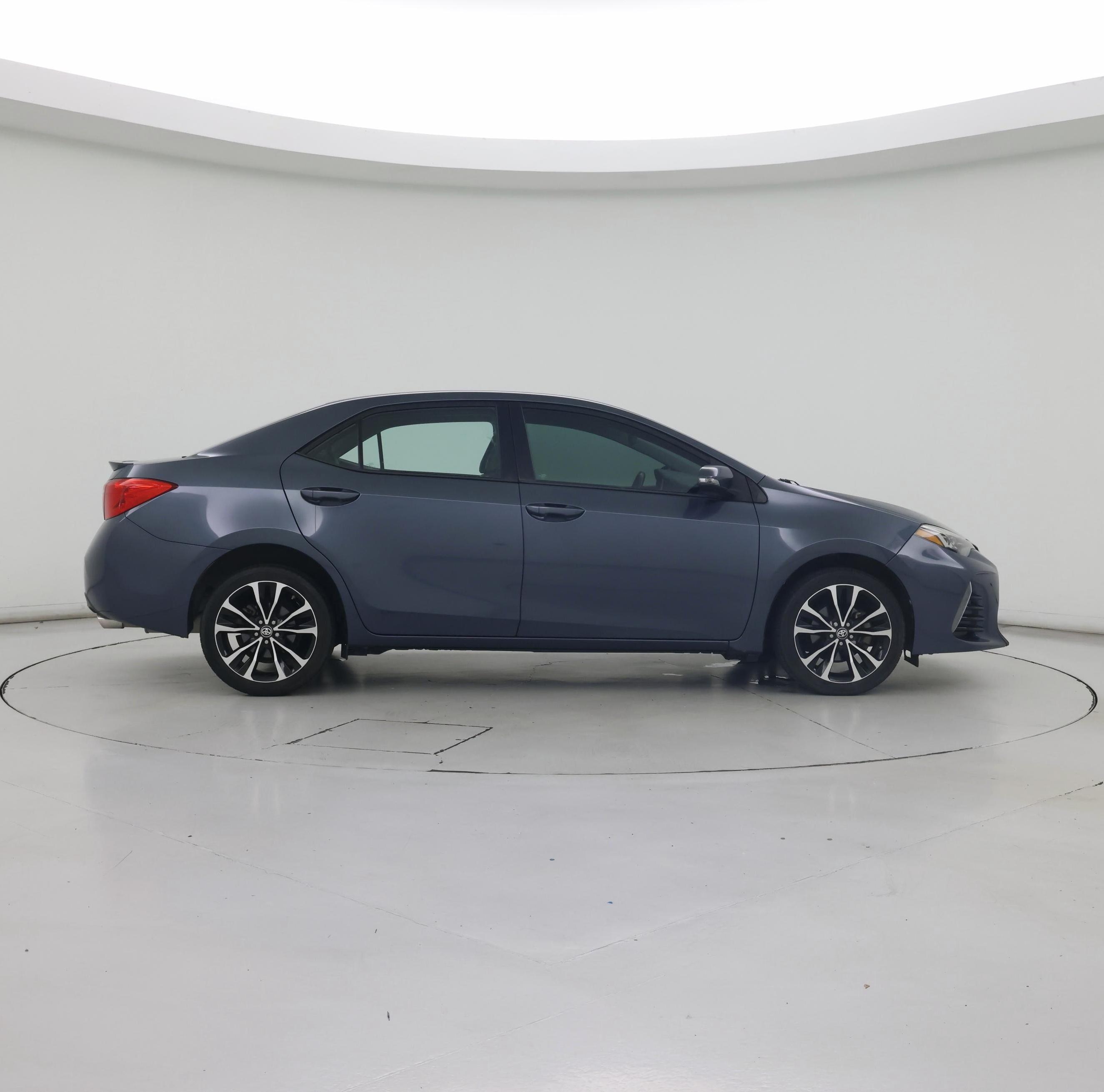 Thumbnail: 2017 Toyota Corolla - 7