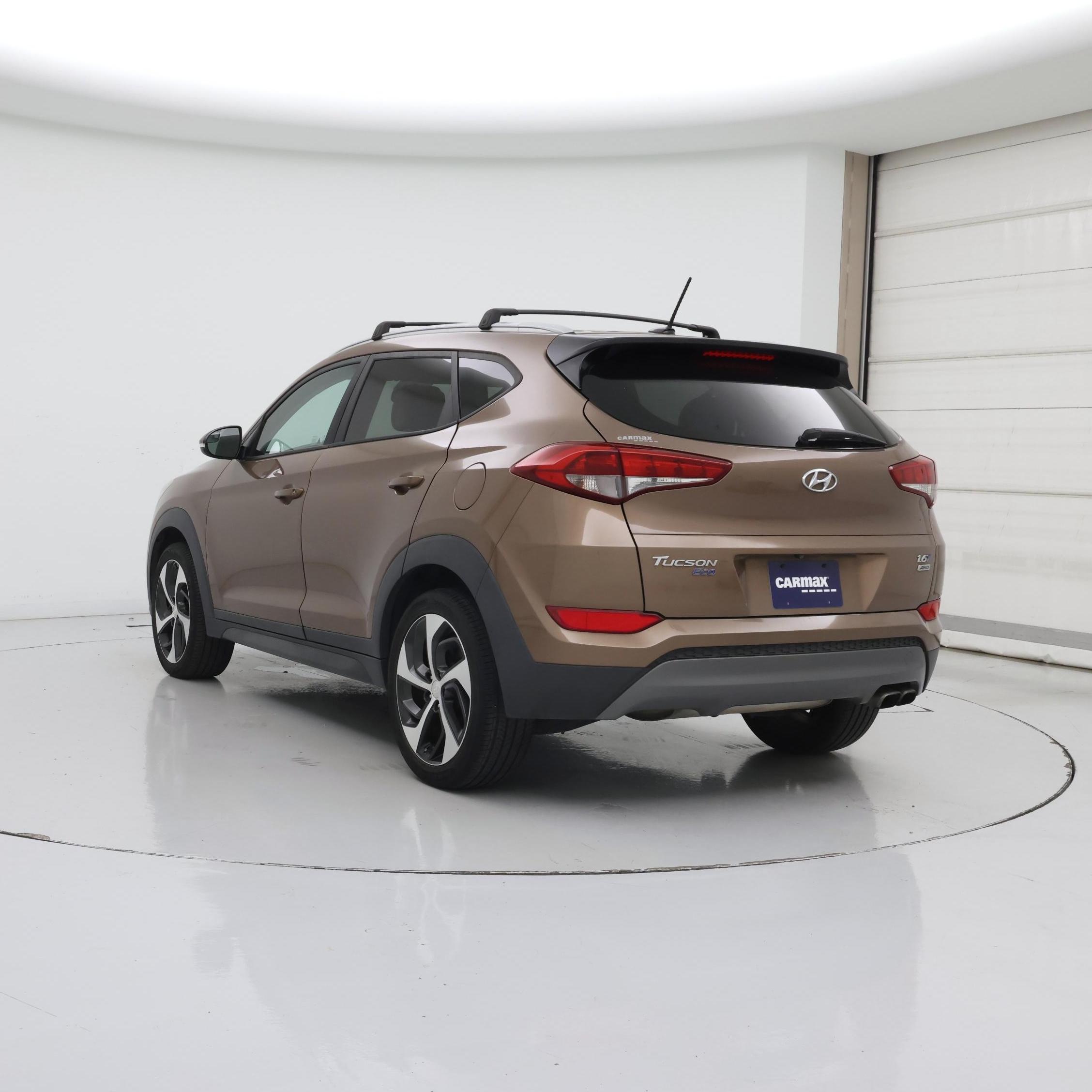 Thumbnail: 2016 Hyundai Tucson - 2
