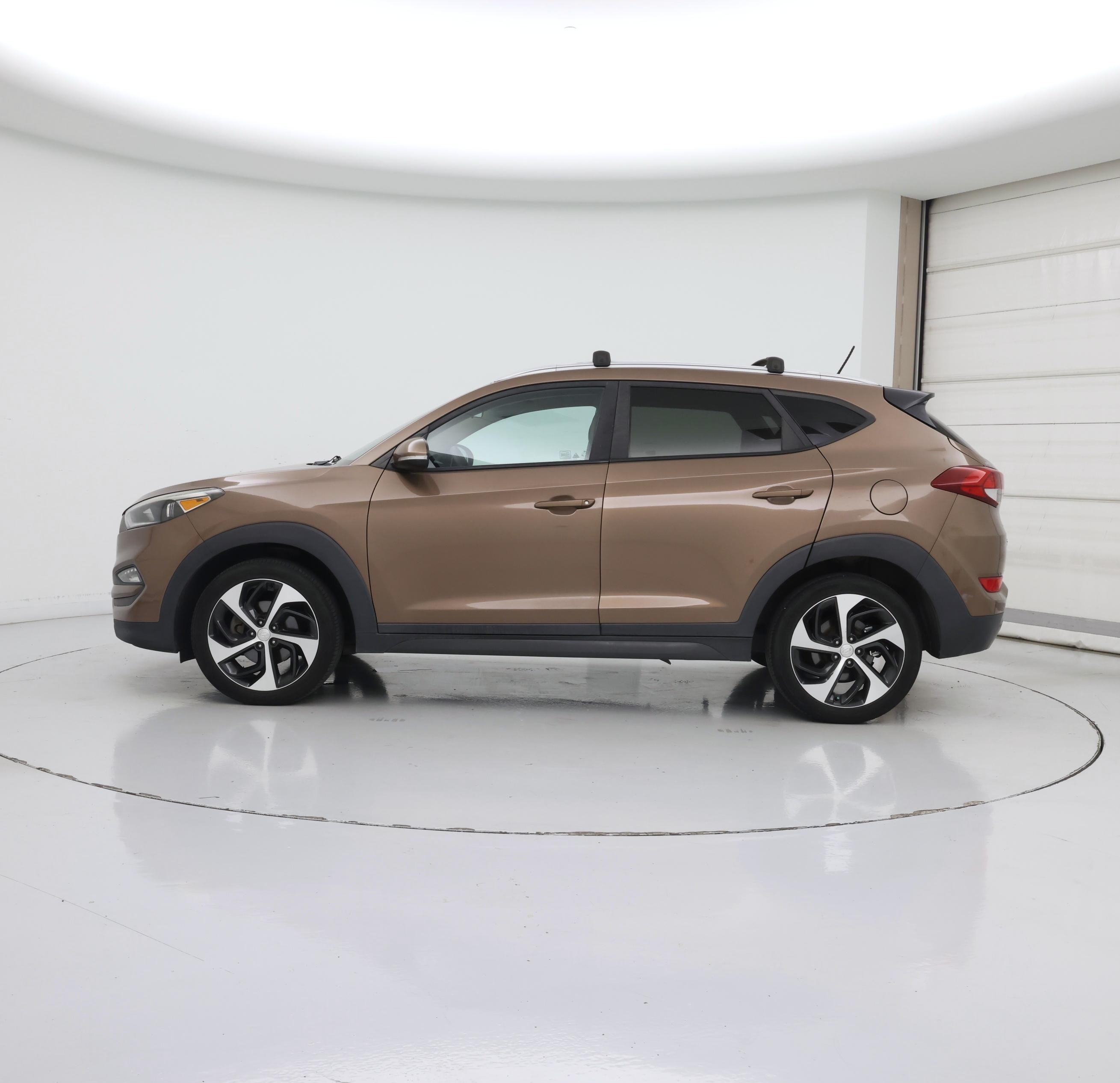 Thumbnail: 2016 Hyundai Tucson - 3