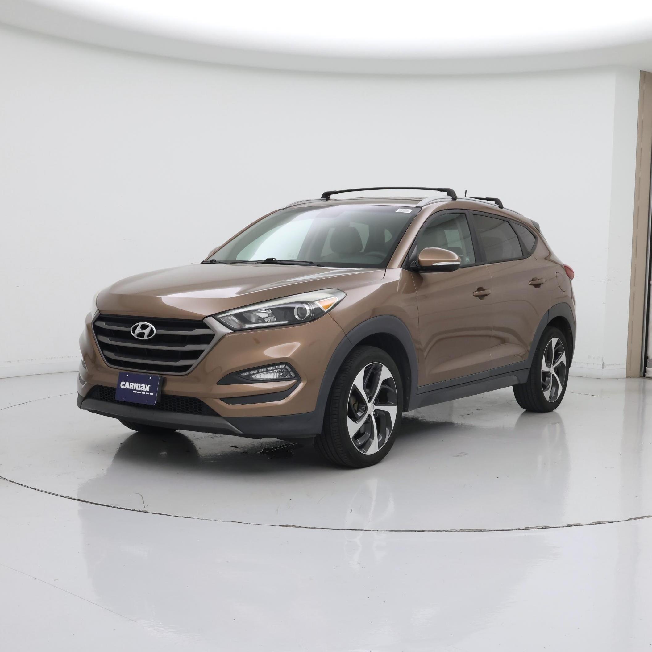 Thumbnail: 2016 Hyundai Tucson - 4