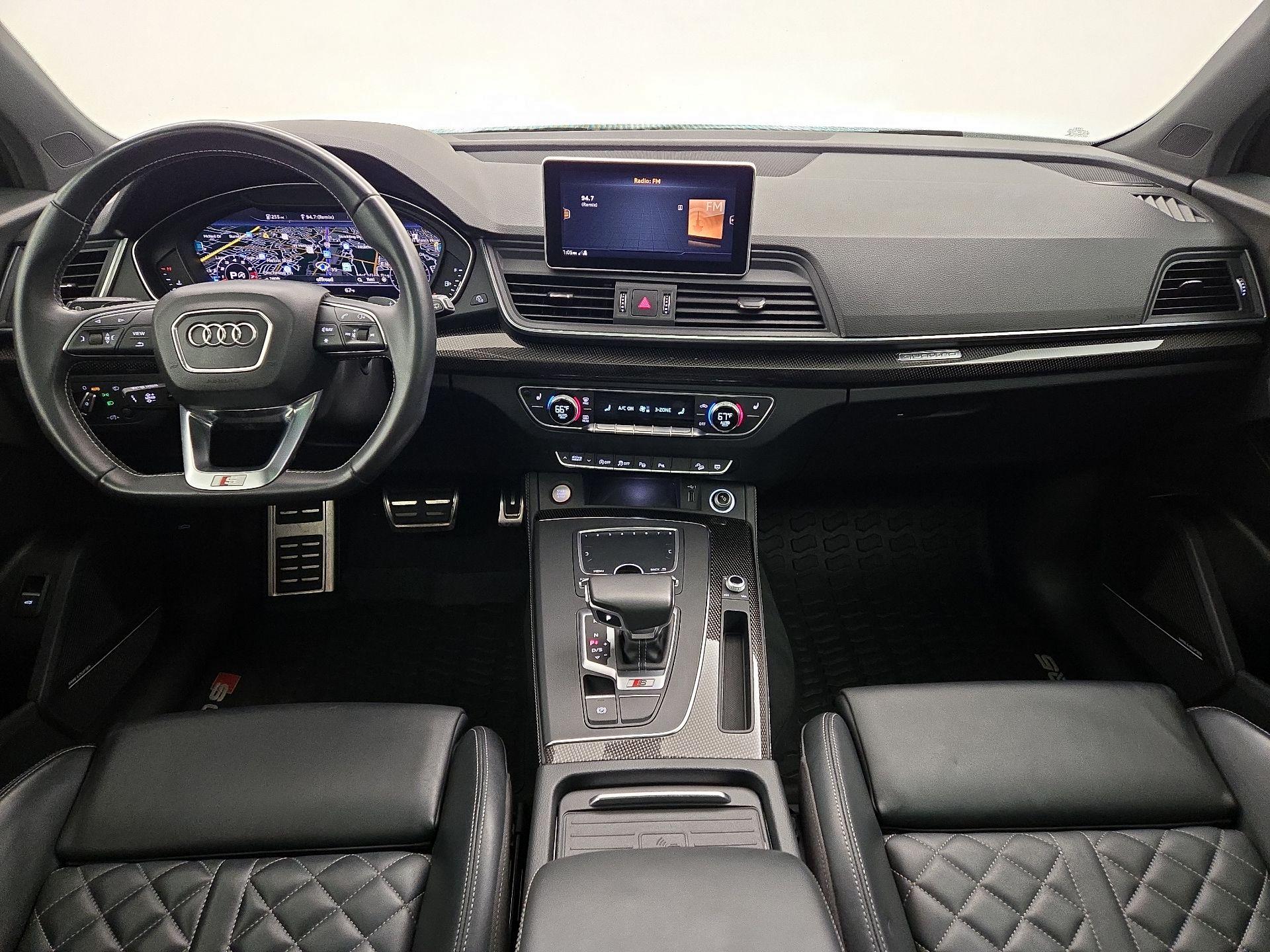 Thumbnail: 2019 Audi SQ5 - 9