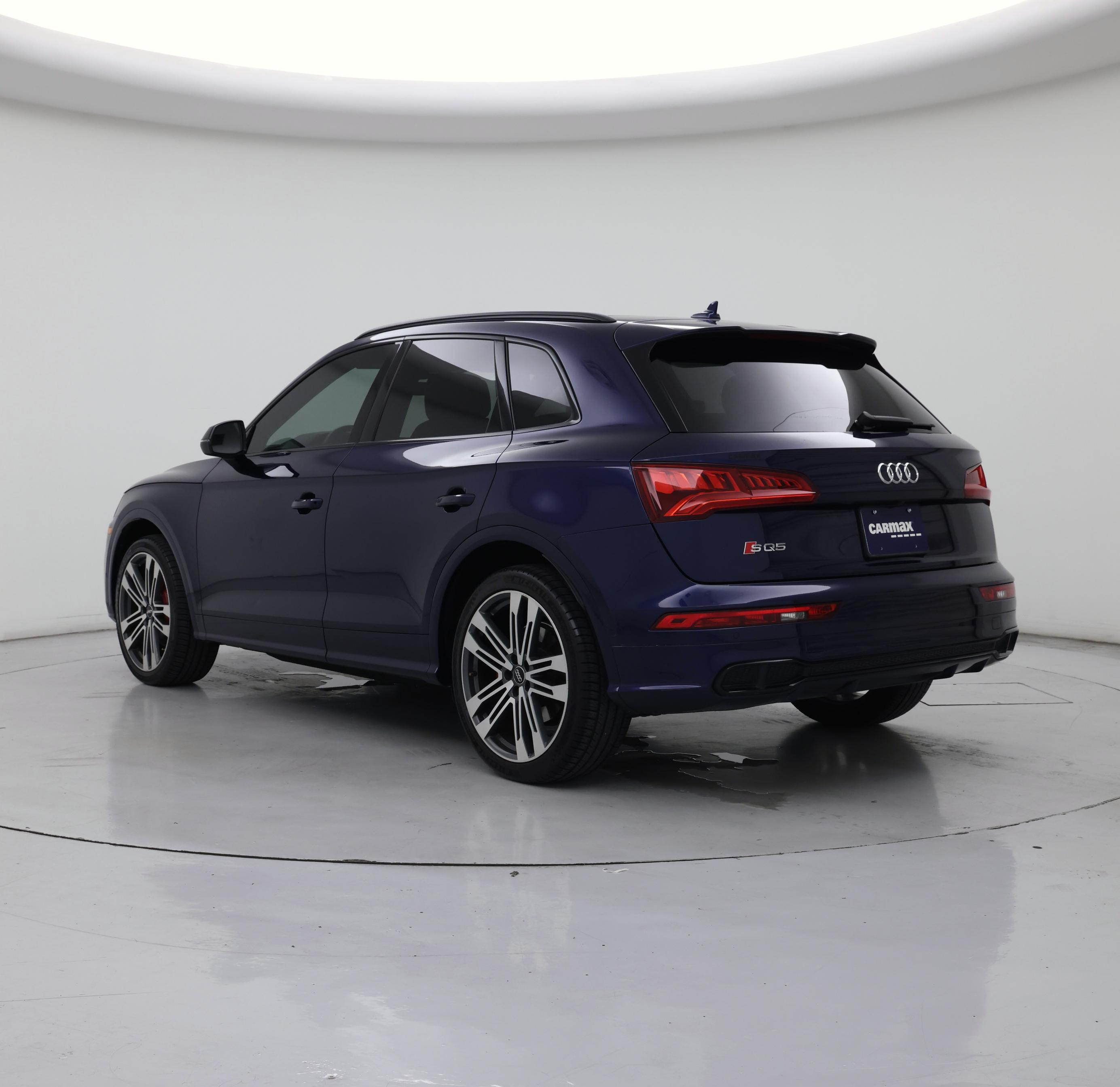 Thumbnail: 2019 Audi SQ5 - 2