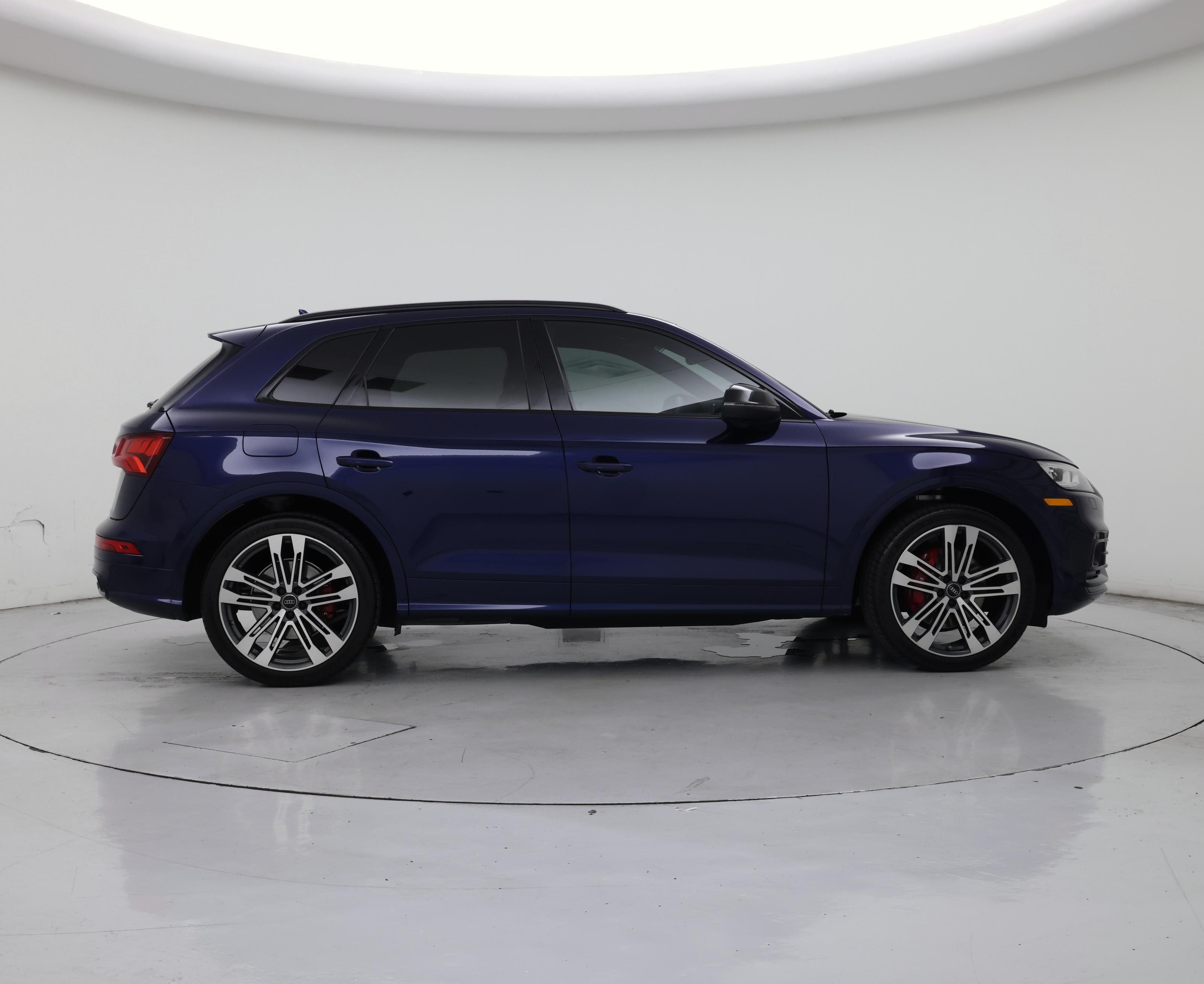 Thumbnail: 2019 Audi SQ5 - 7