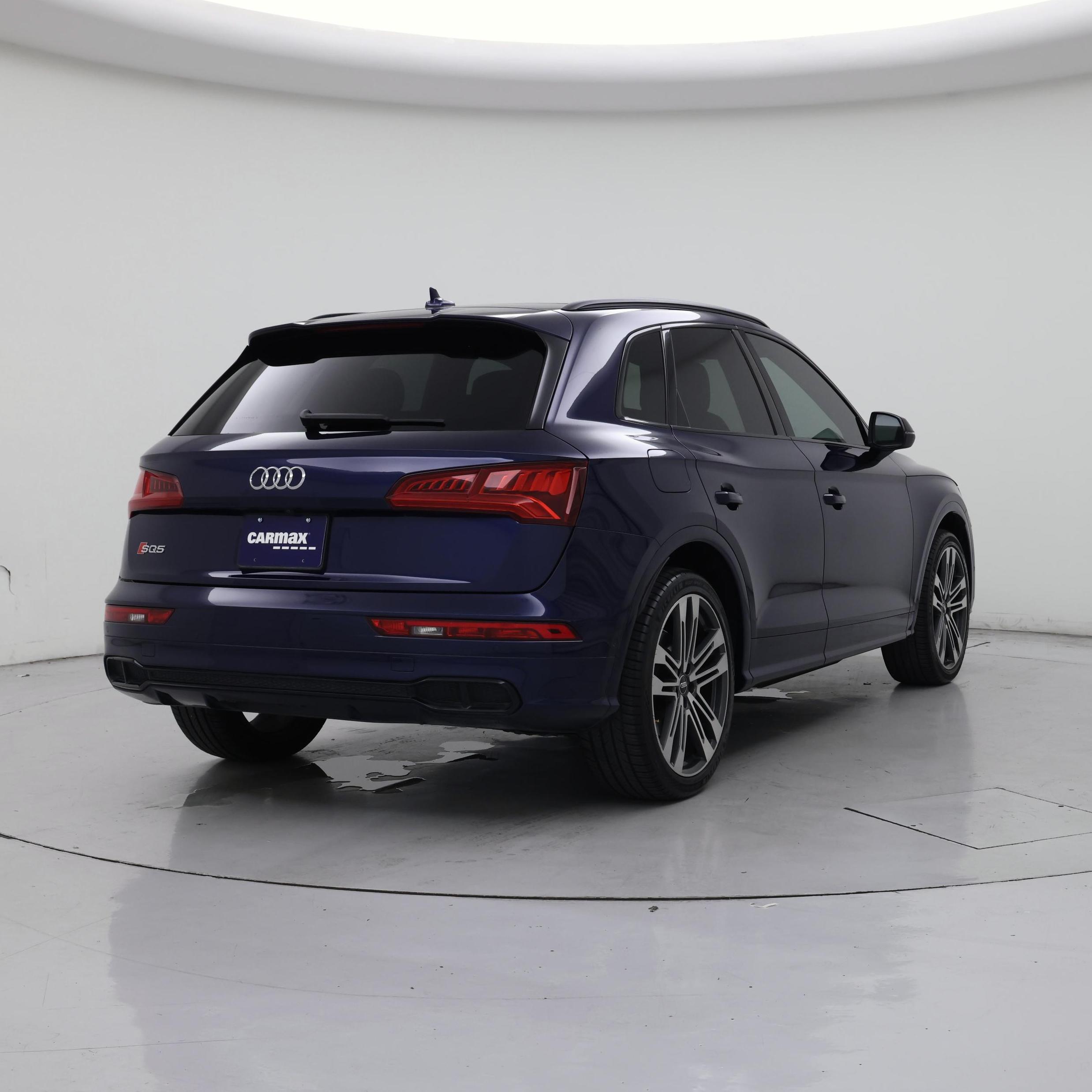 Thumbnail: 2019 Audi SQ5 - 8
