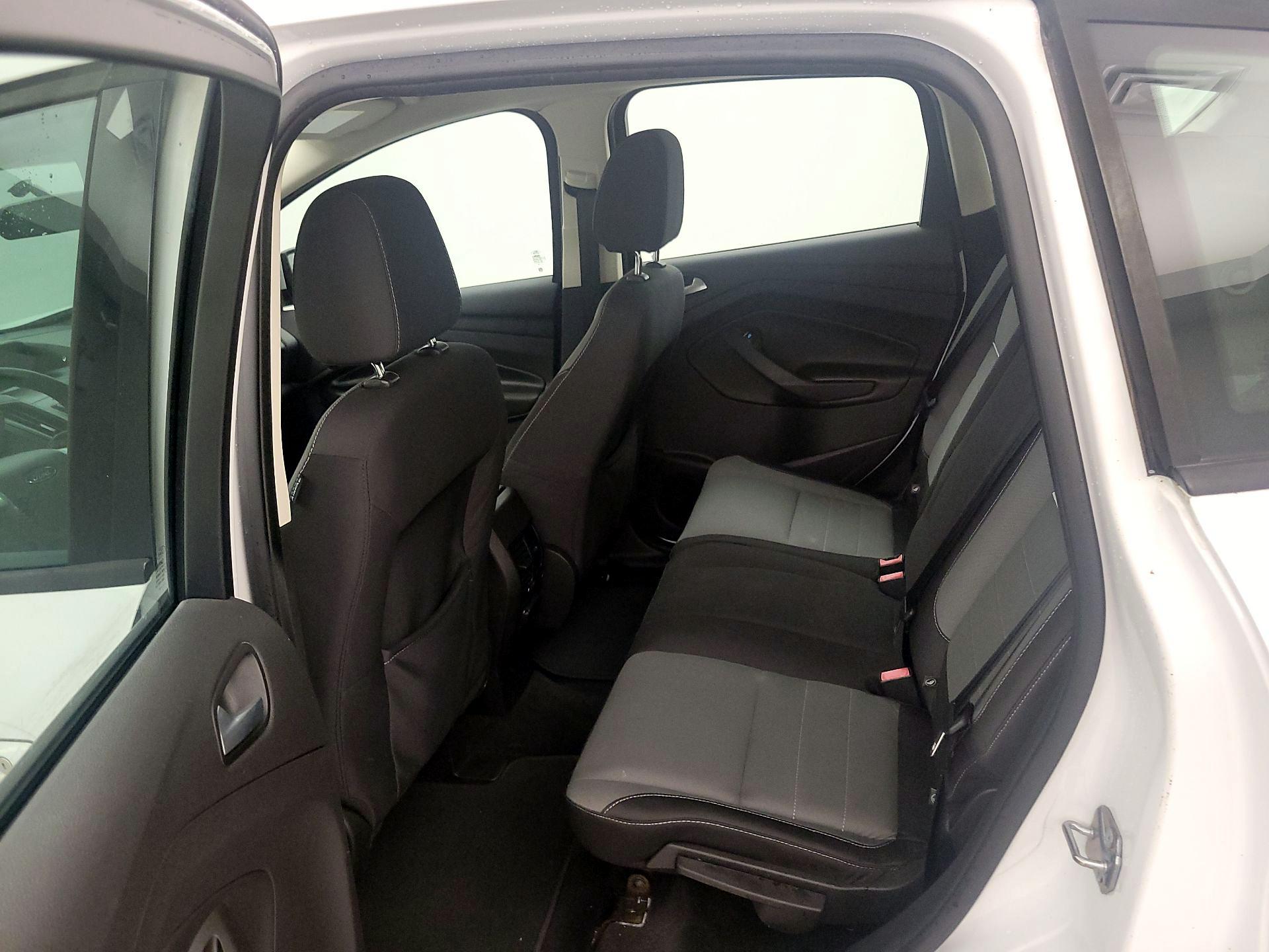 Thumbnail: 2015 Ford C-Max - 18