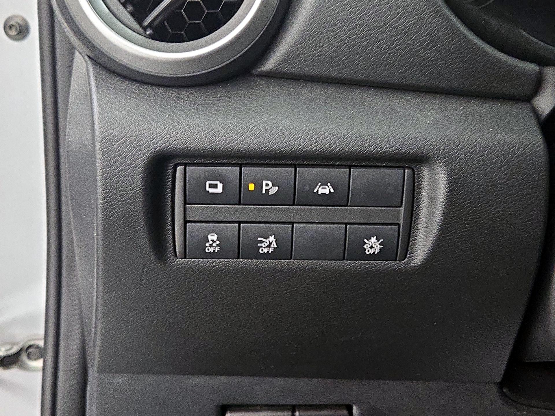 Thumbnail: 2020 Nissan Versa - 13