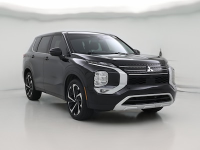 2023 Mitsubishi Outlander SE