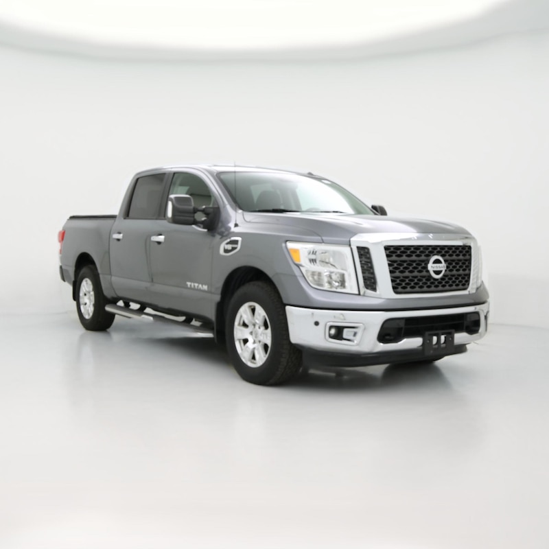 2017 Nissan Titan SV