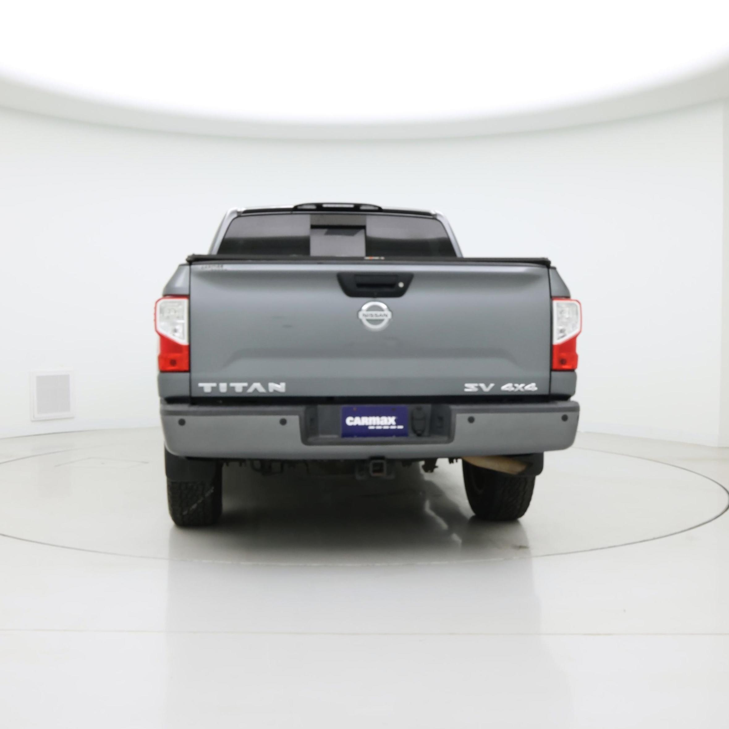 Thumbnail: 2017 Nissan Titan - 6