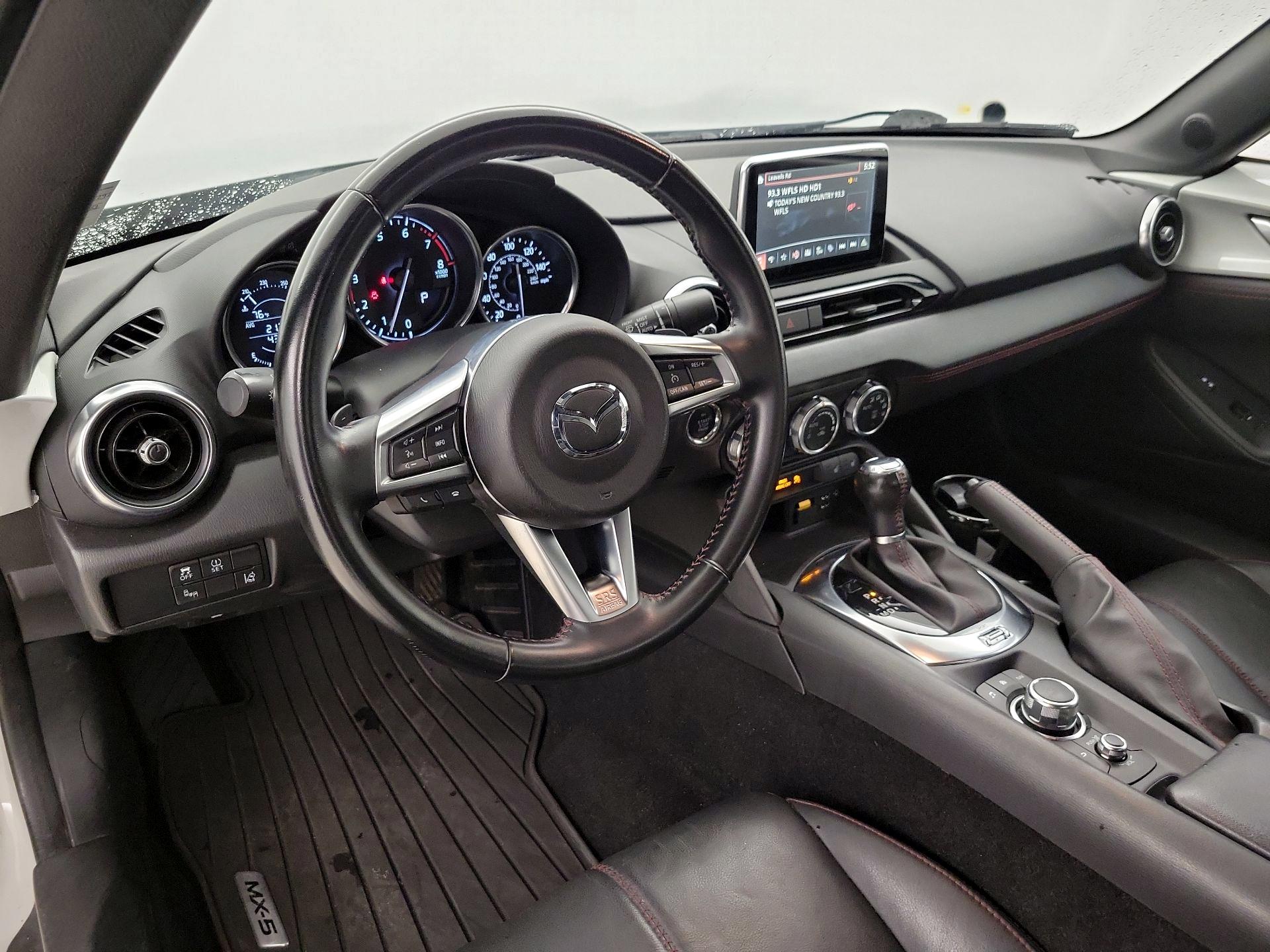 Thumbnail: 2016 Mazda MX-5 Miata - 9