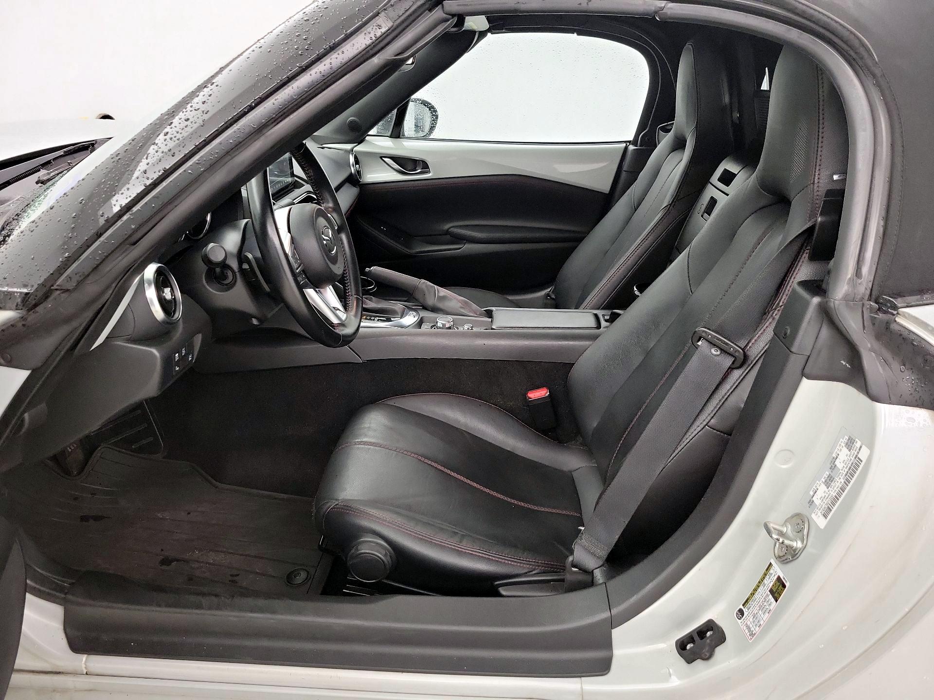 Thumbnail: 2016 Mazda MX-5 Miata - 11