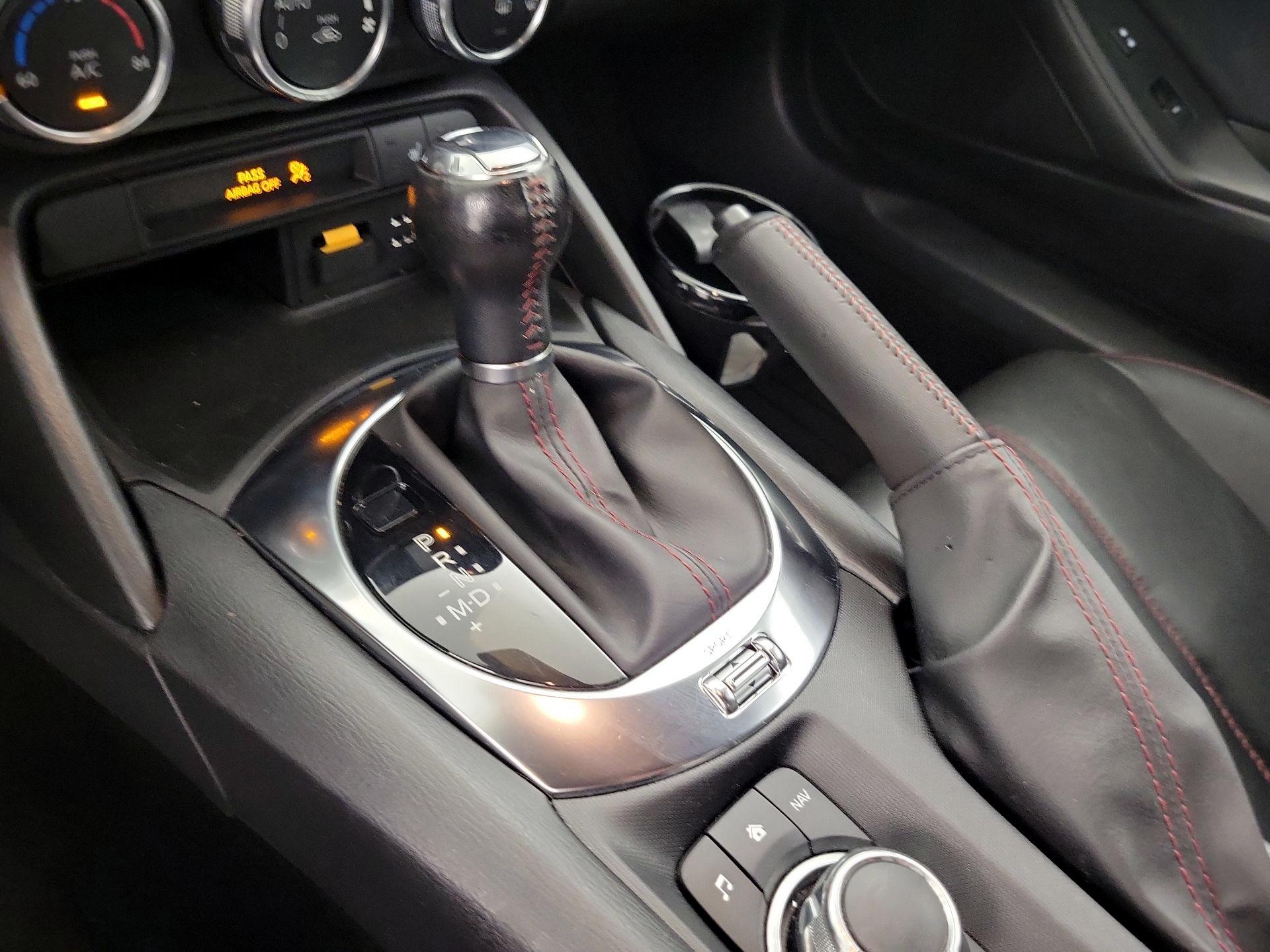 Thumbnail: 2016 Mazda MX-5 Miata - 16