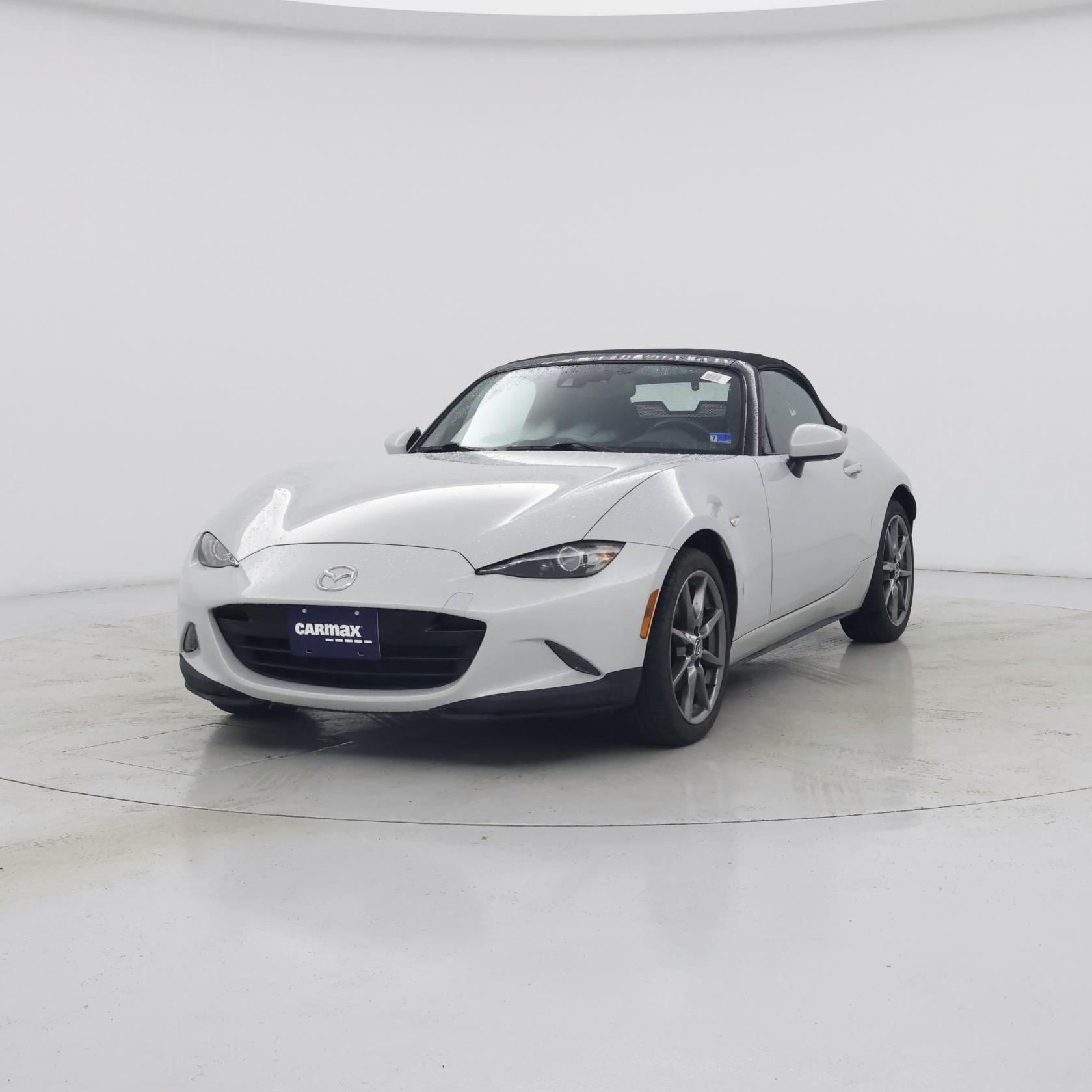 Thumbnail: 2016 Mazda MX-5 Miata - 4