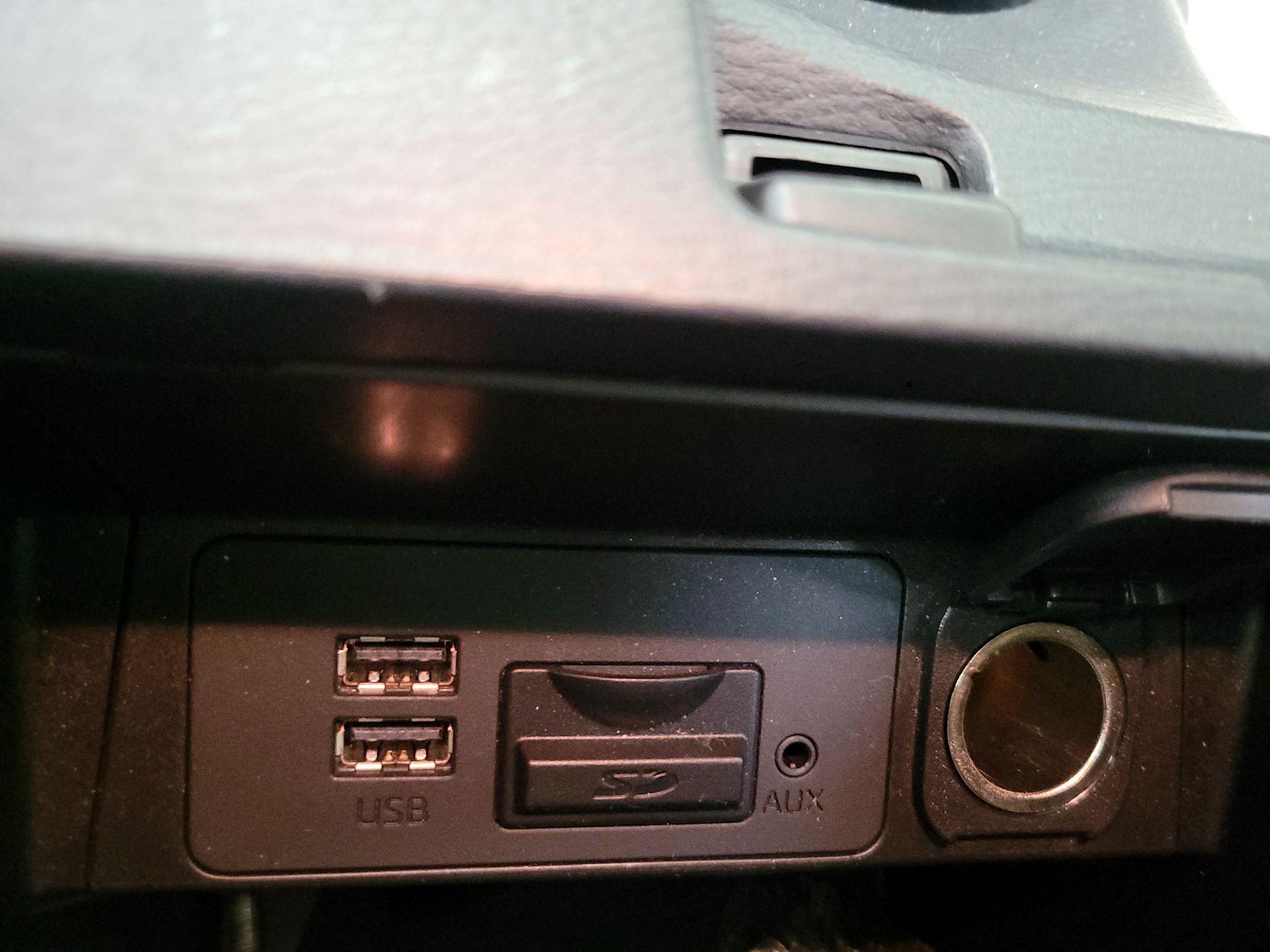 Thumbnail: 2015 Mazda Mazda3 - 19