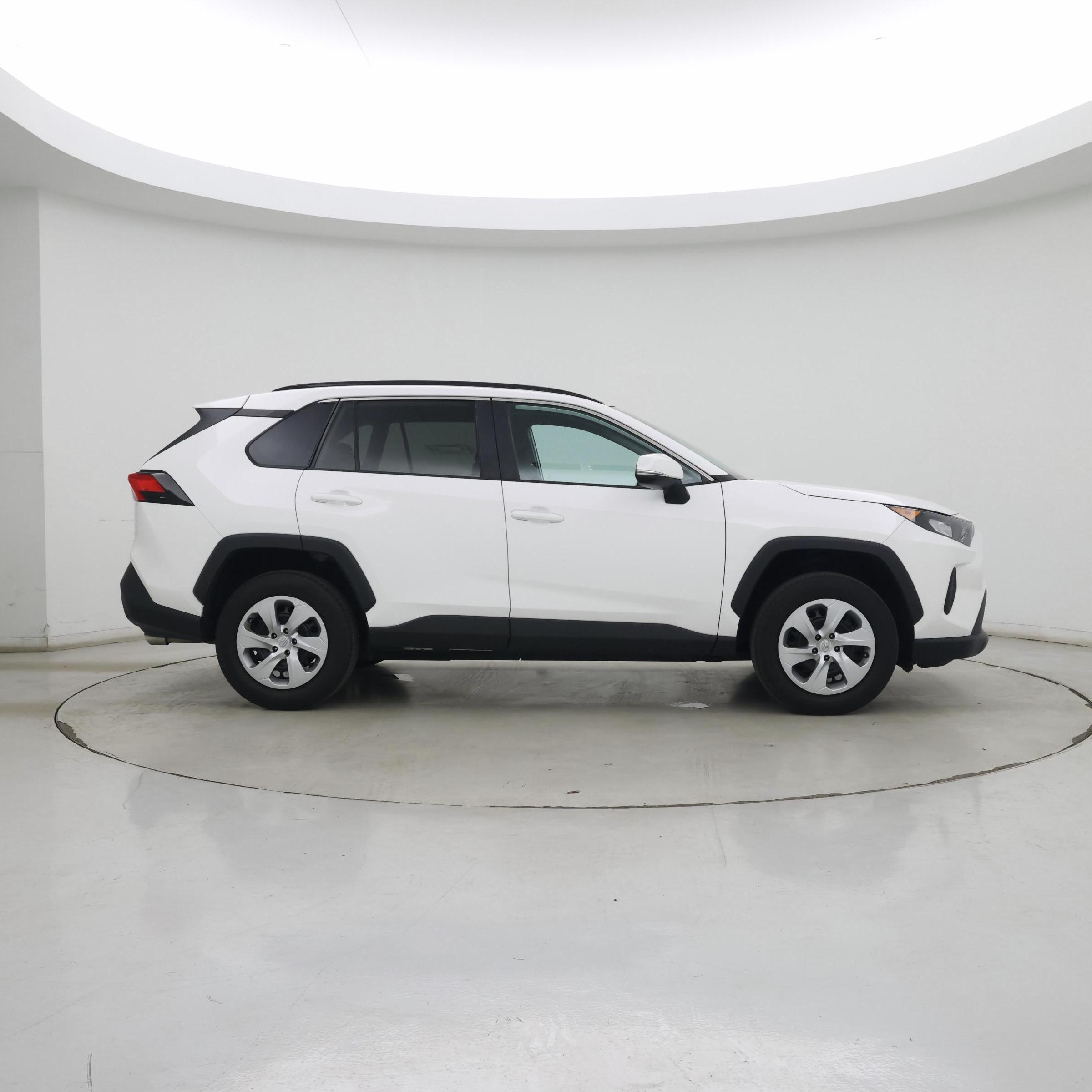 Thumbnail: 2020 Toyota RAV4 - 7