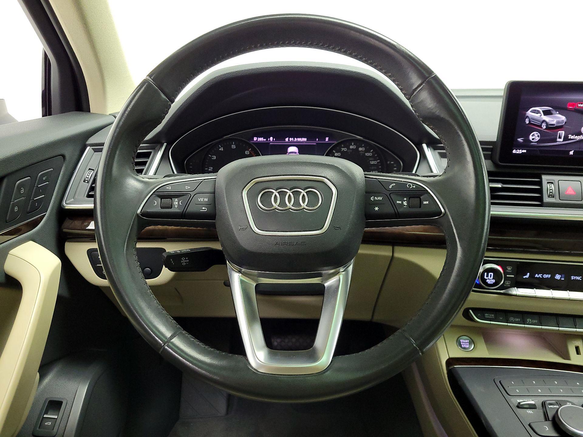 Thumbnail: 2019 Audi Q5 - 10