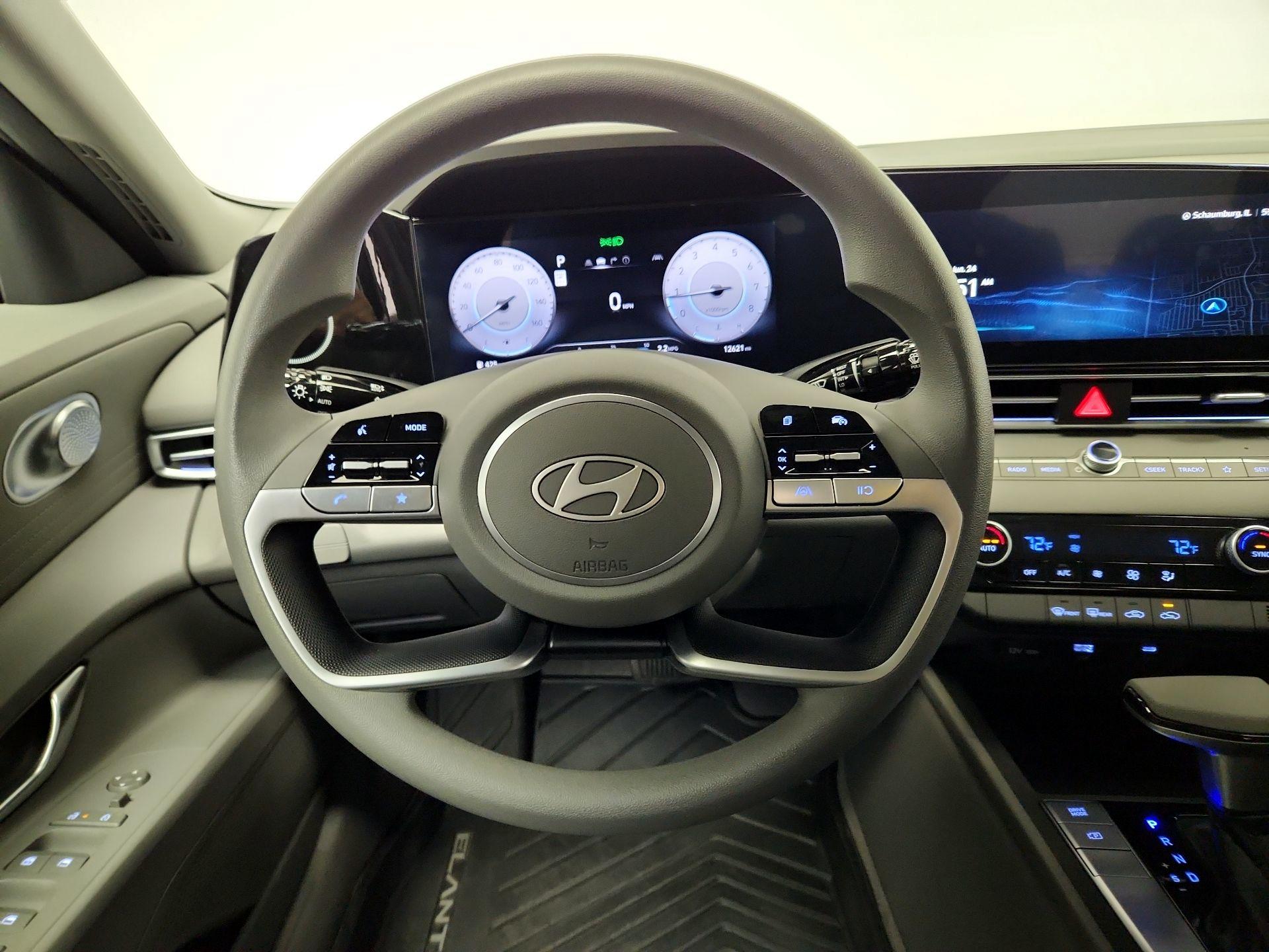 Thumbnail: 2024 Hyundai Elantra - 10