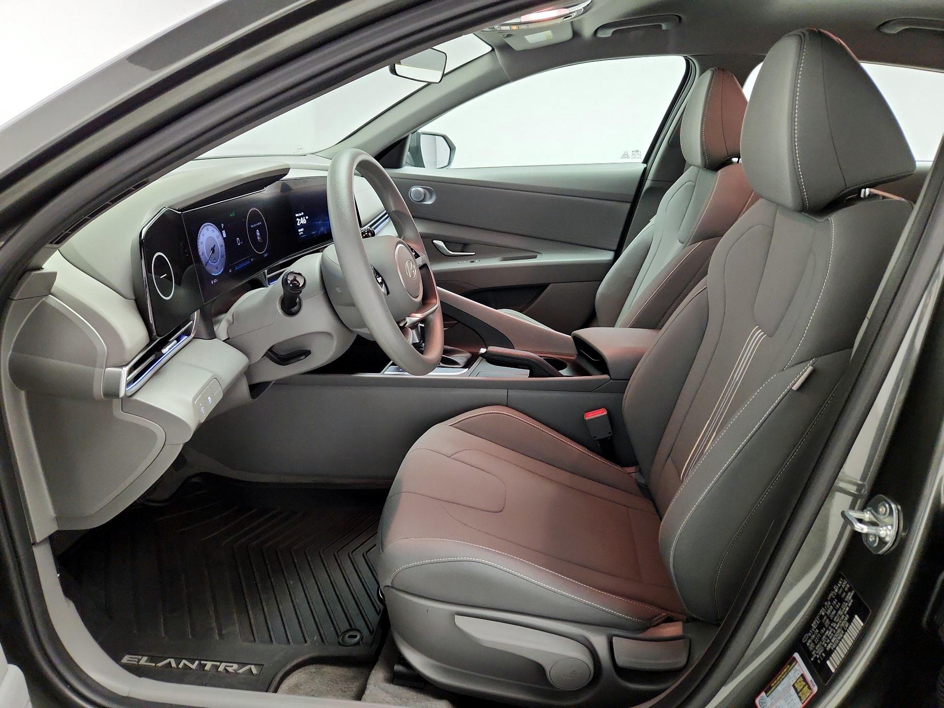 Thumbnail: 2024 Hyundai Elantra - 11