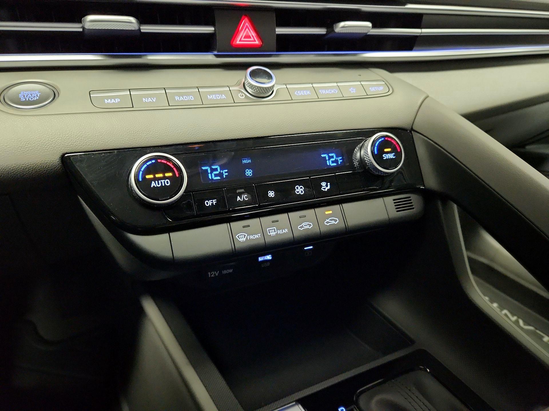 Thumbnail: 2024 Hyundai Elantra - 17