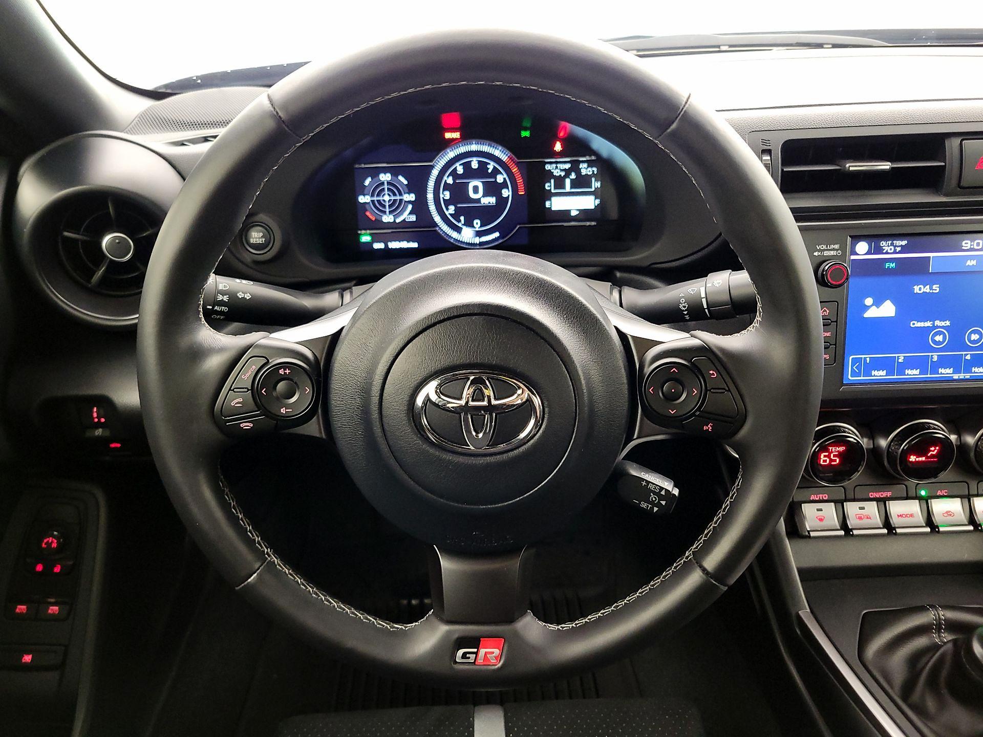 Thumbnail: 2023 Toyota GR86 - 10