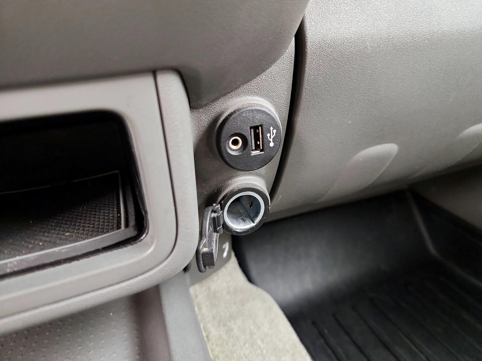 Thumbnail: 2018 Nissan Frontier - 18