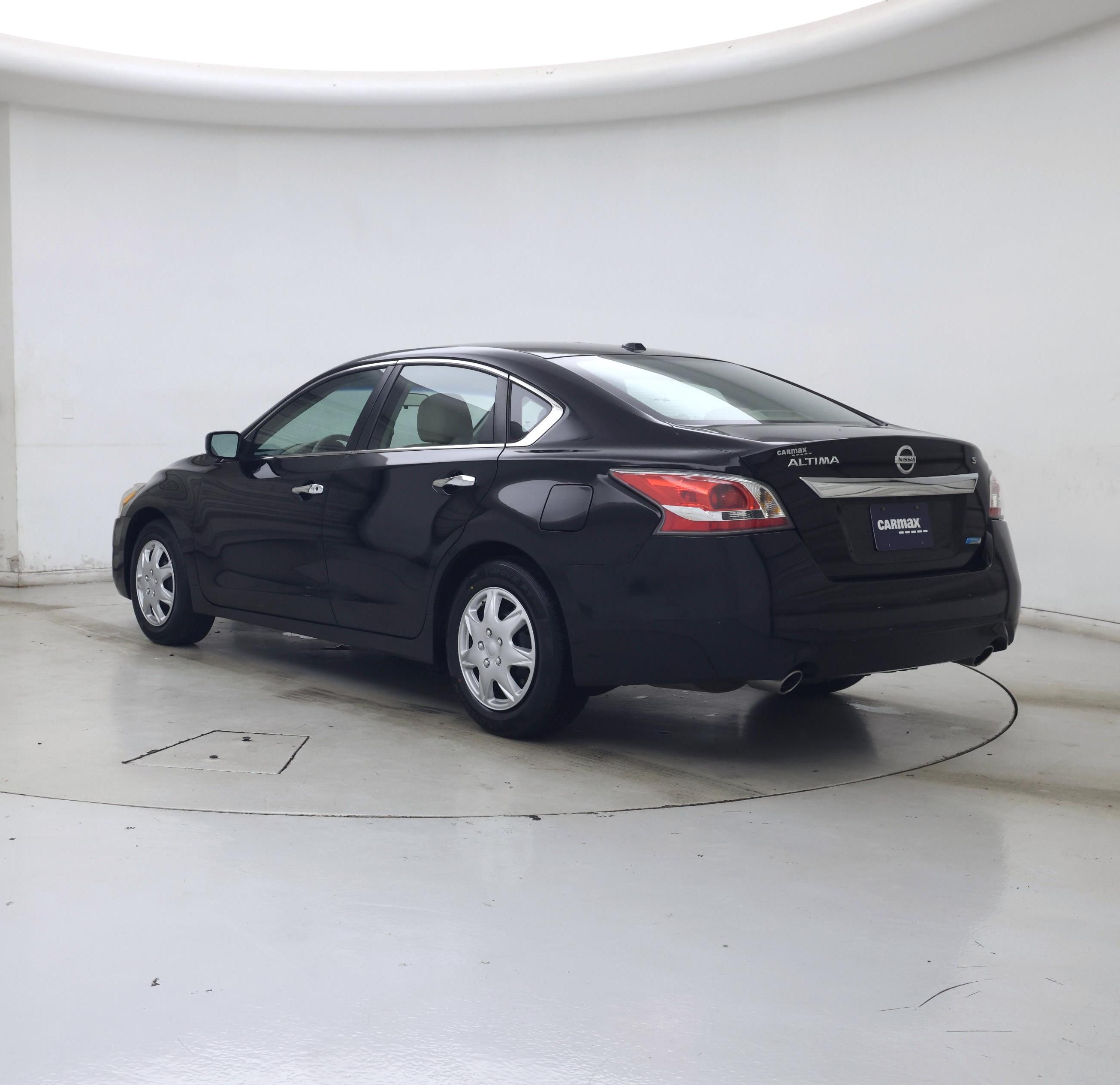 Thumbnail: 2014 Nissan Altima - 2