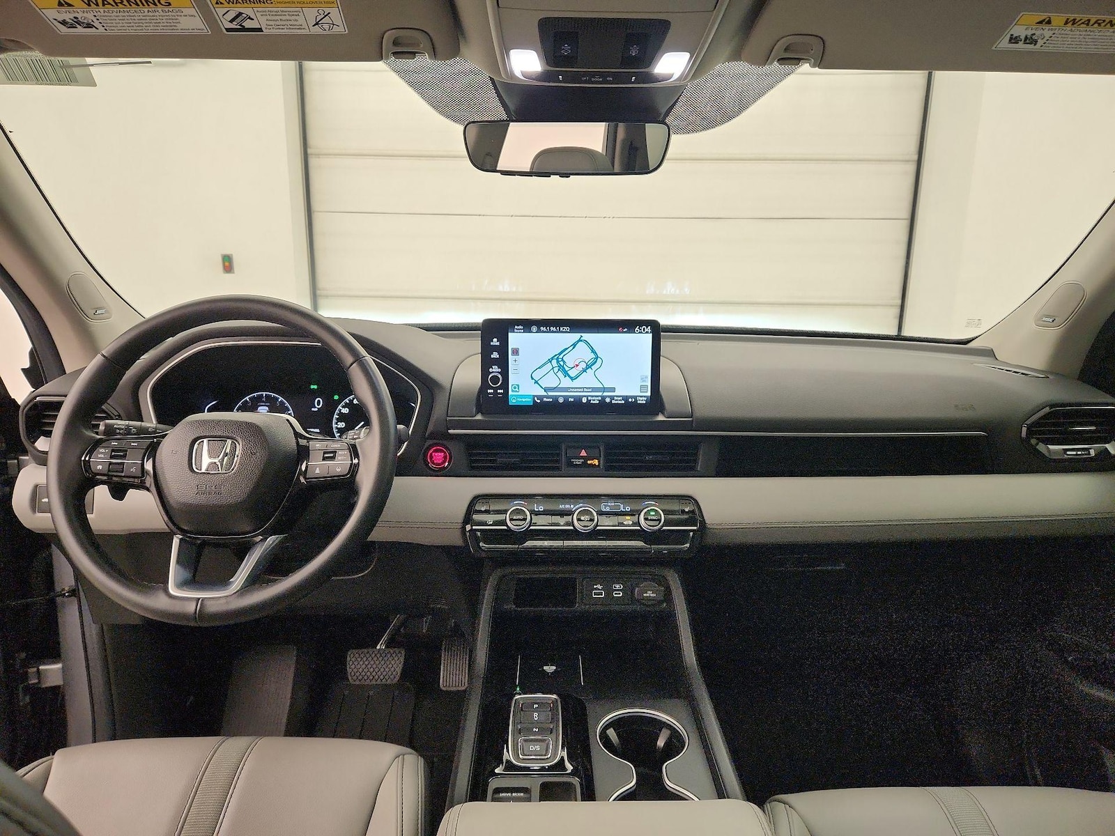 2024 Honda Pilot Touring - Photo 10