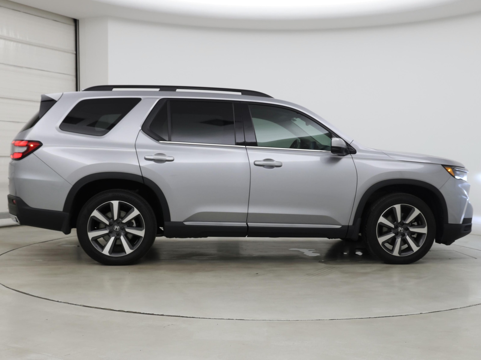 2024 Honda Pilot Touring - Photo 8