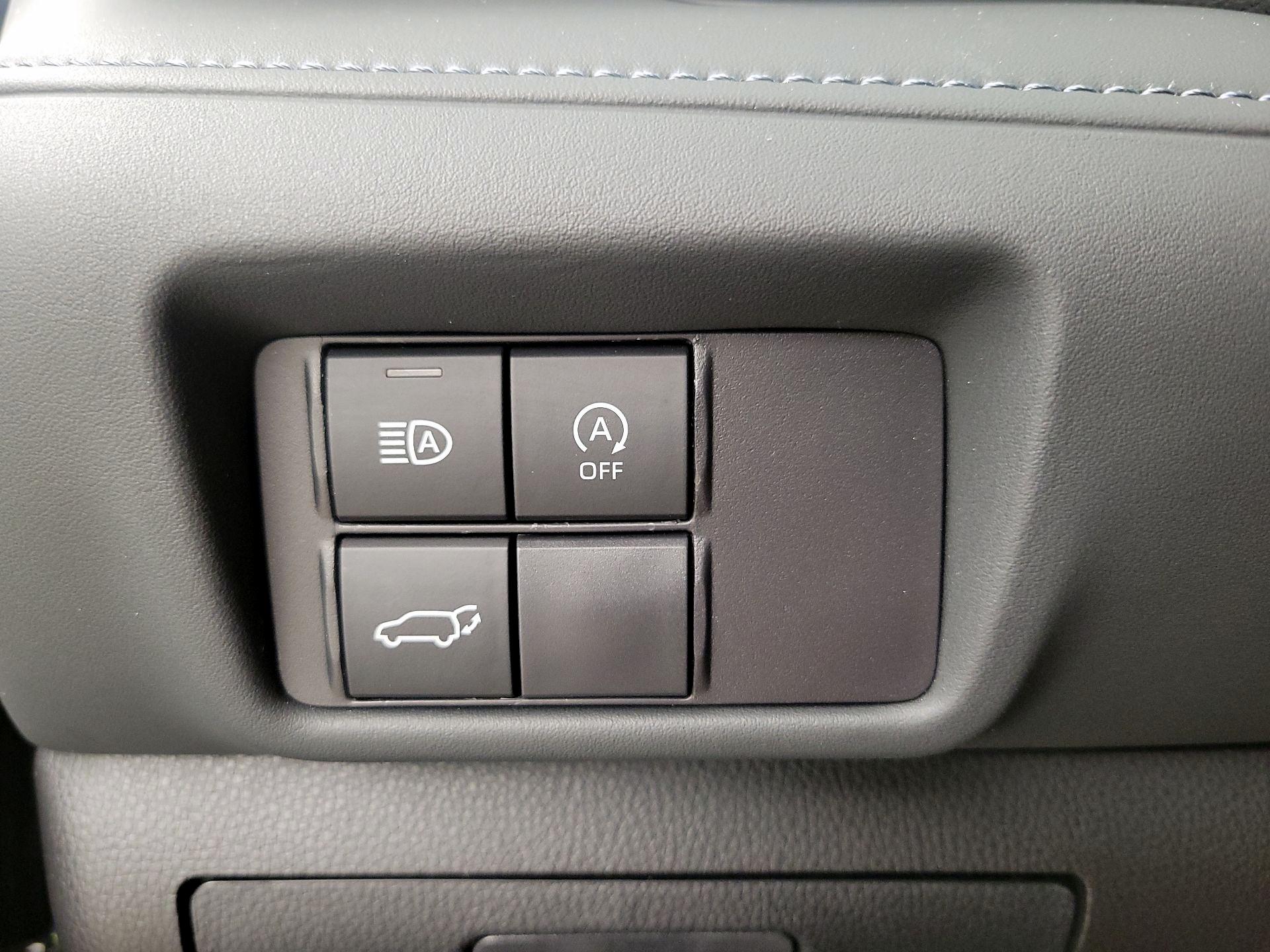 Thumbnail: 2024 Toyota Highlander - 13