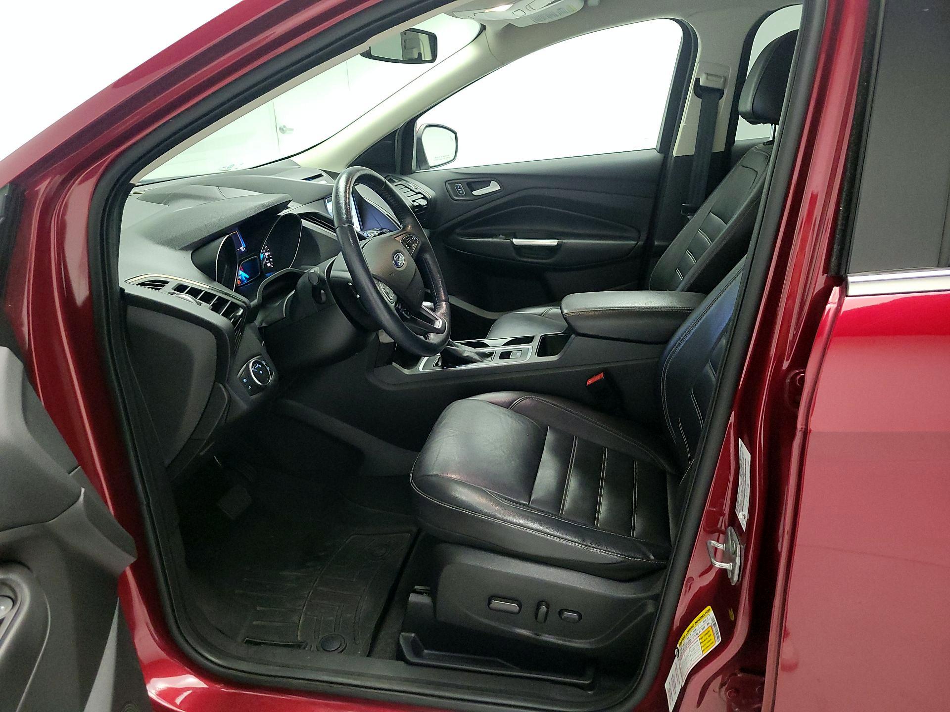 Thumbnail: 2017 Ford Escape - 11
