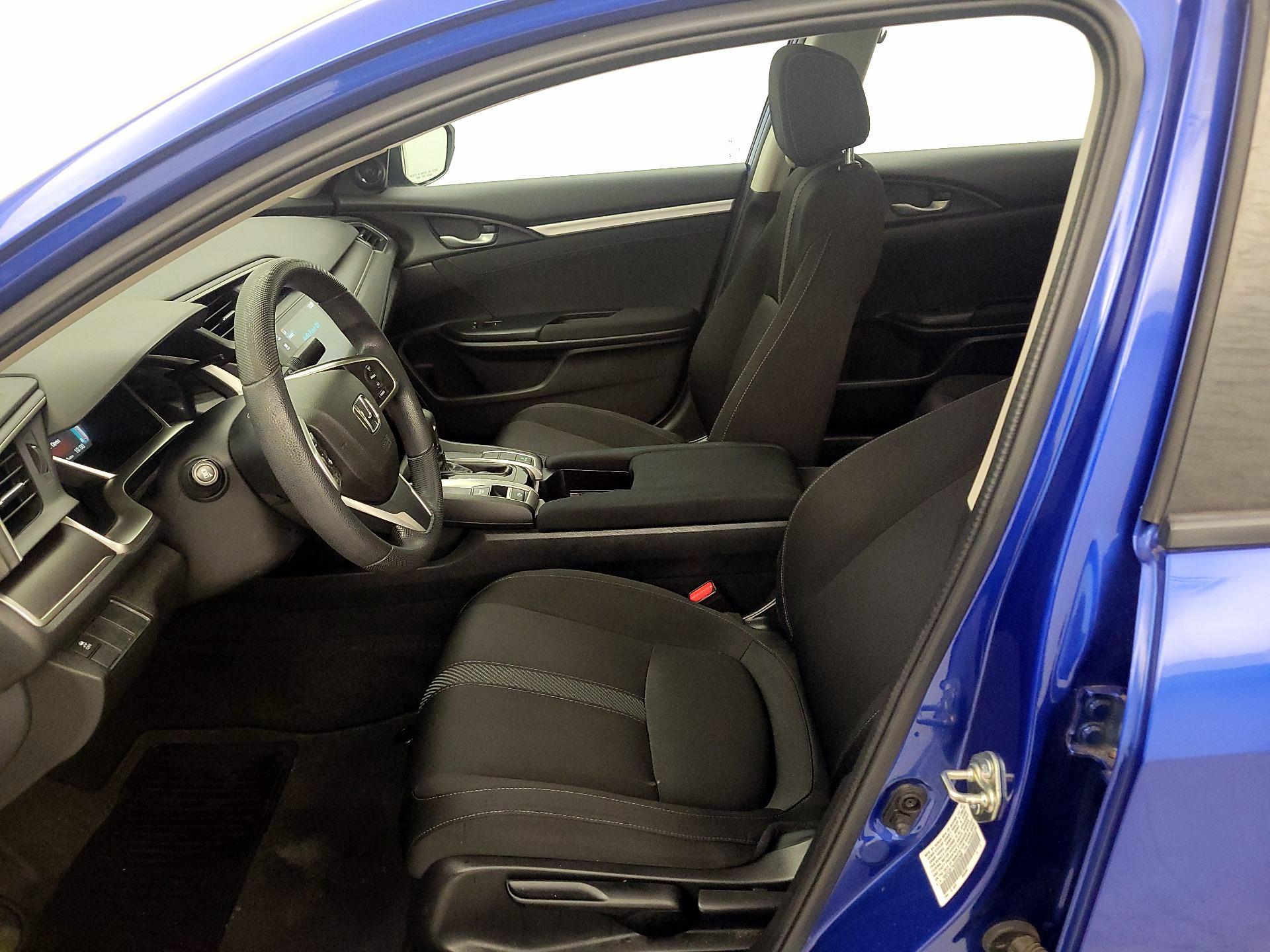 Thumbnail: 2016 Honda Civic - 11