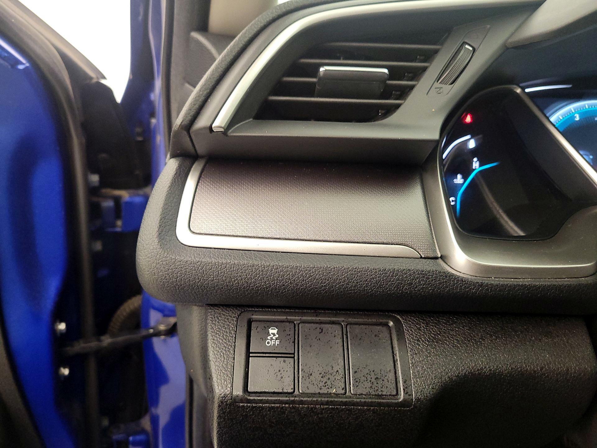 Thumbnail: 2016 Honda Civic - 13