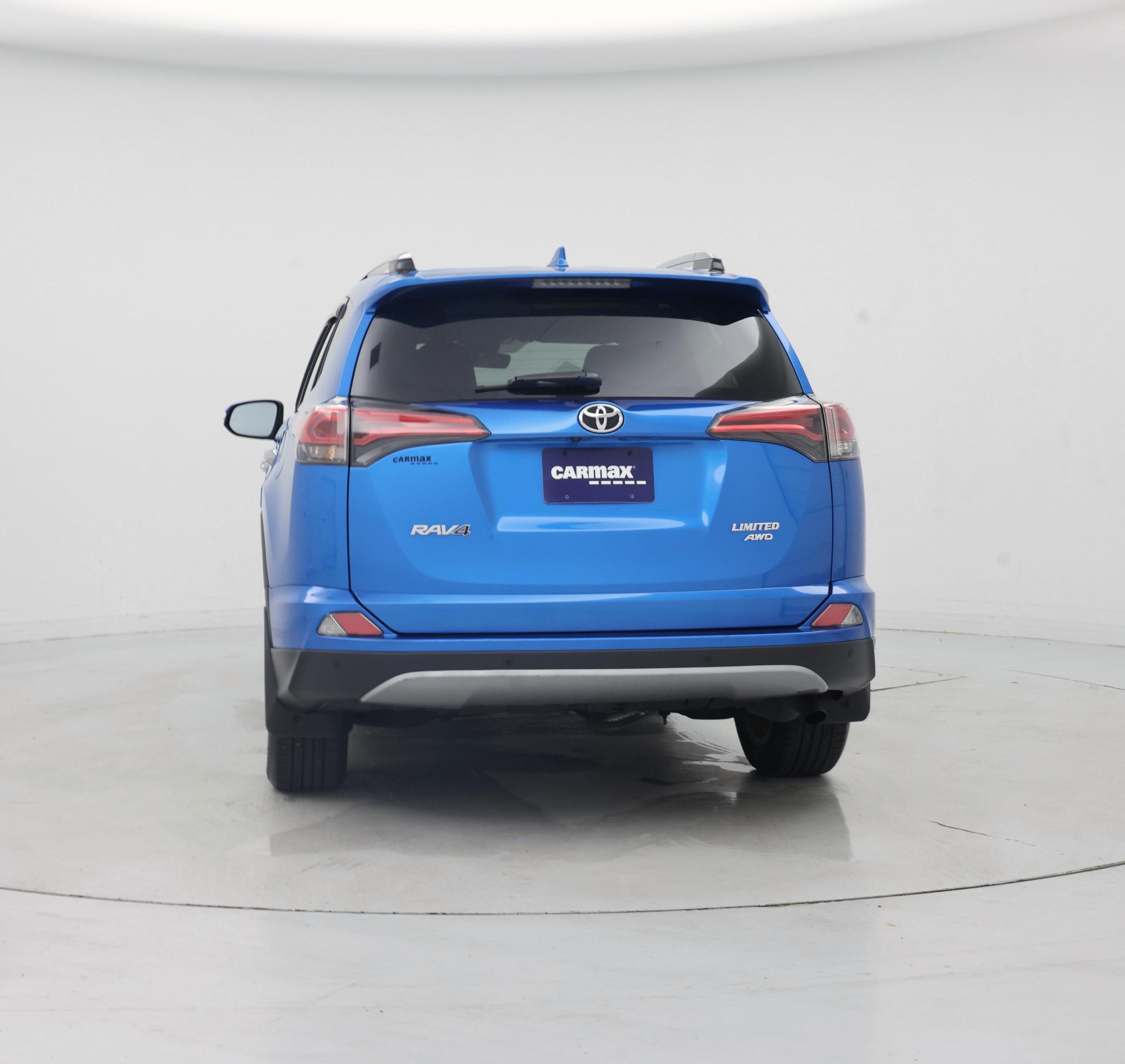 Thumbnail: 2018 Toyota RAV4 - 6