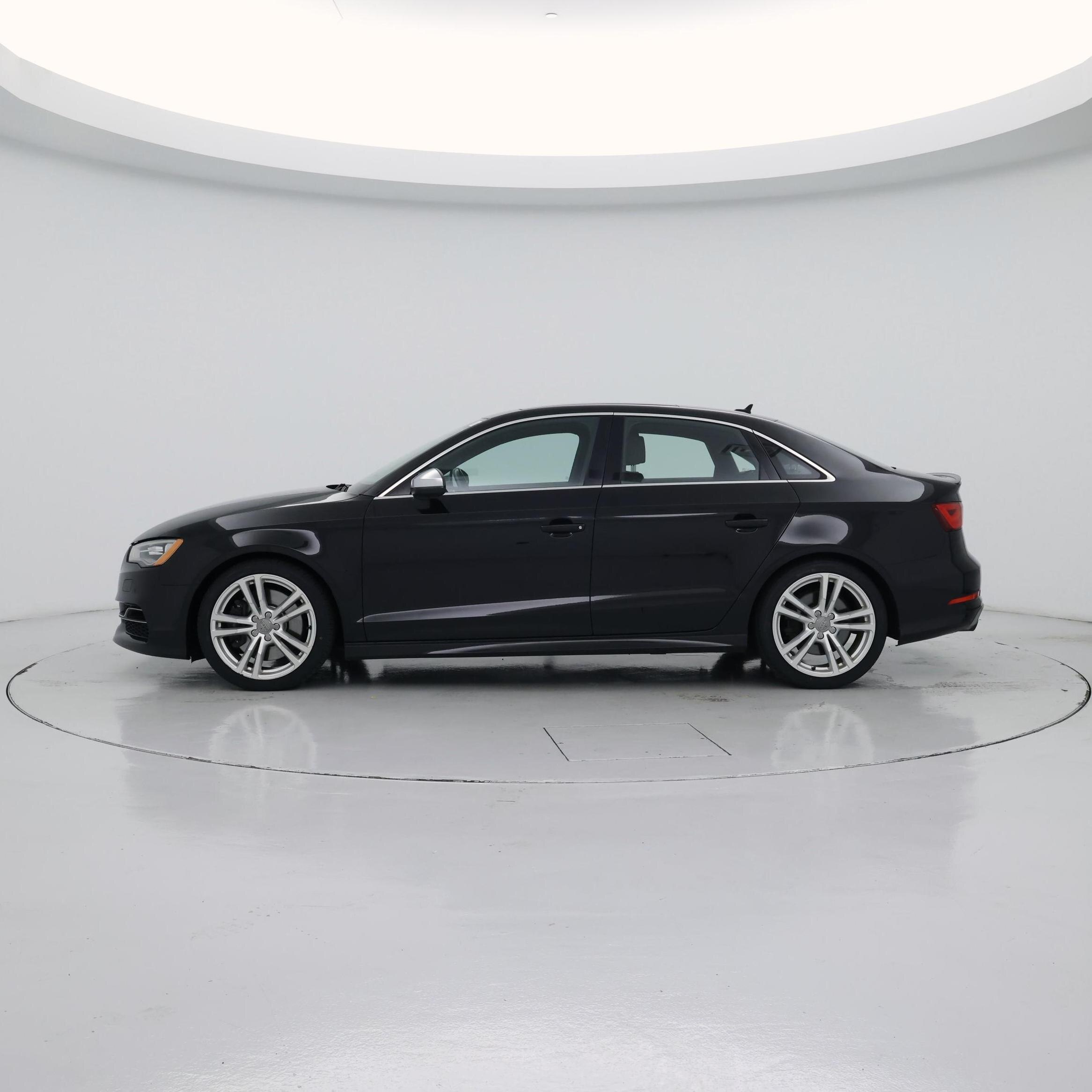 Thumbnail: 2016 Audi S3 - 3