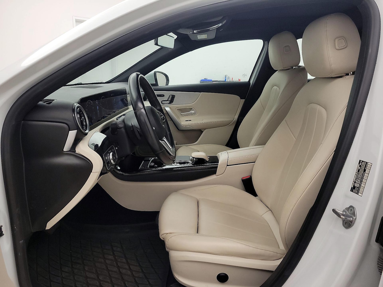 2020 Mercedes-Benz A-Class A220 - Photo 12